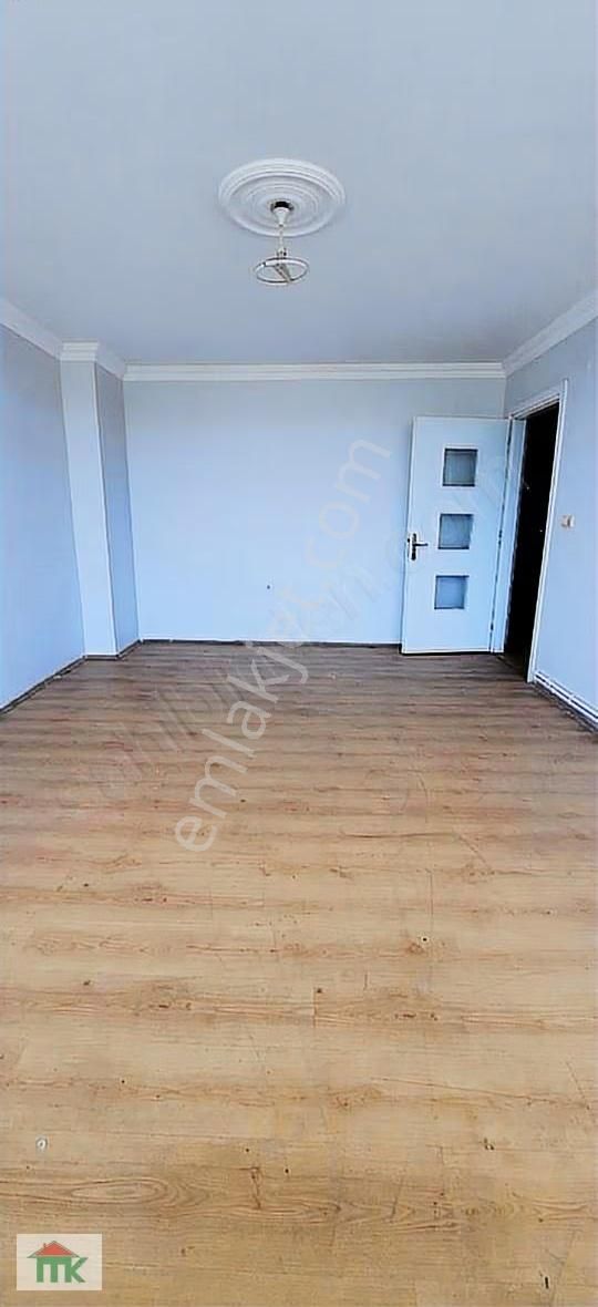 Ulus Özkanlar Petrol Yanında 2+1 100 M2 Çatı Kati - Görsel 12