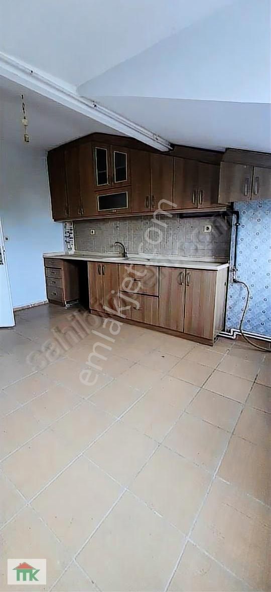 Ulus Özkanlar Petrol Yanında 2+1 100 M2 Çatı Kati - Görsel 14