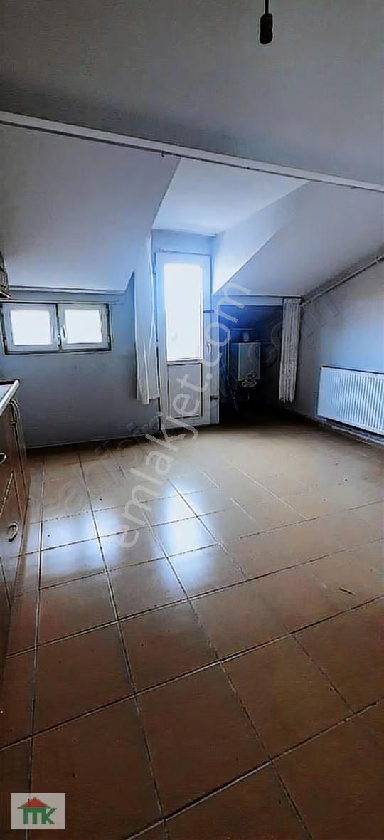 Ulus Özkanlar Petrol Yanında 2+1 100 M2 Çatı Kati - Görsel 5