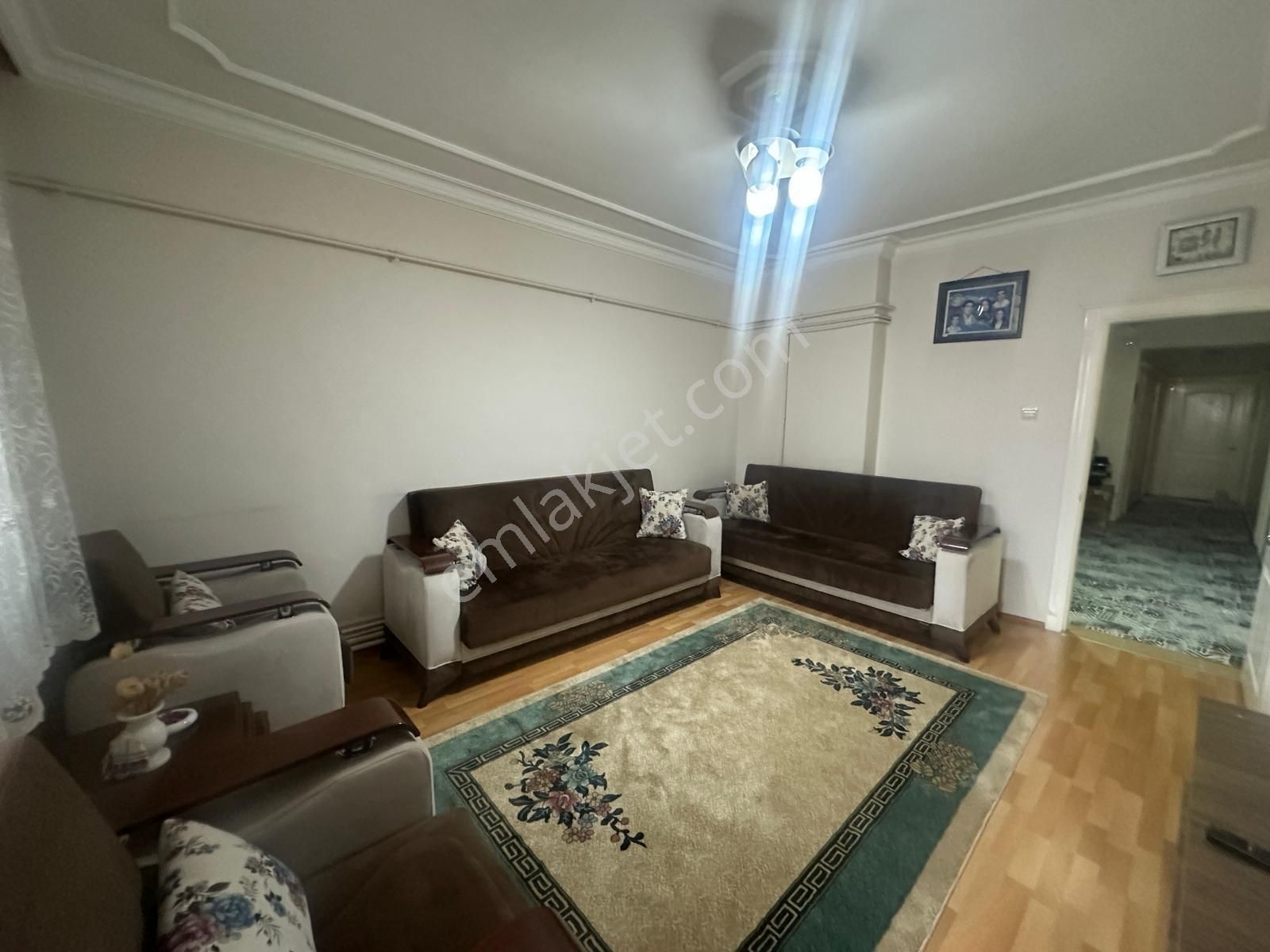 Afyon Üçok Emlaktan Mecidiye Mah Mah Satılık 3+1 Temiz Bakımlı Daire - Görsel 21