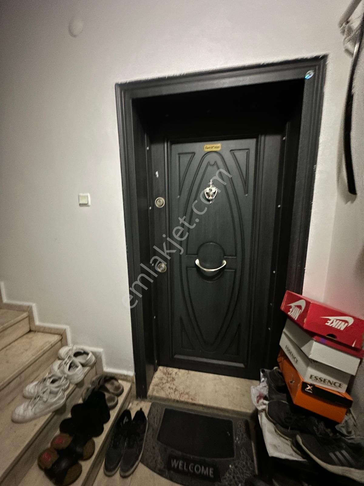 Afyon Üçok Emlaktan Mecidiye Mah Mah Satılık 3+1 Temiz Bakımlı Daire - Görsel 5