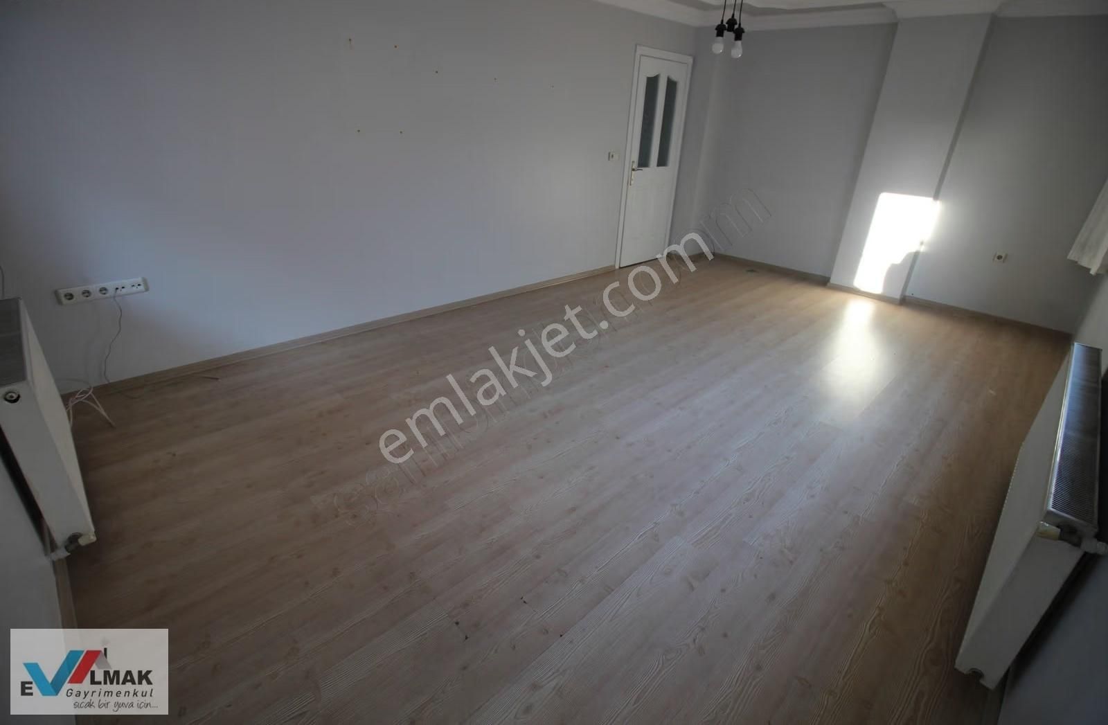 Kanarya Mah.de Mükemmel Konum'da Satılık 3+1(170 M2 )arakat - Görsel 2