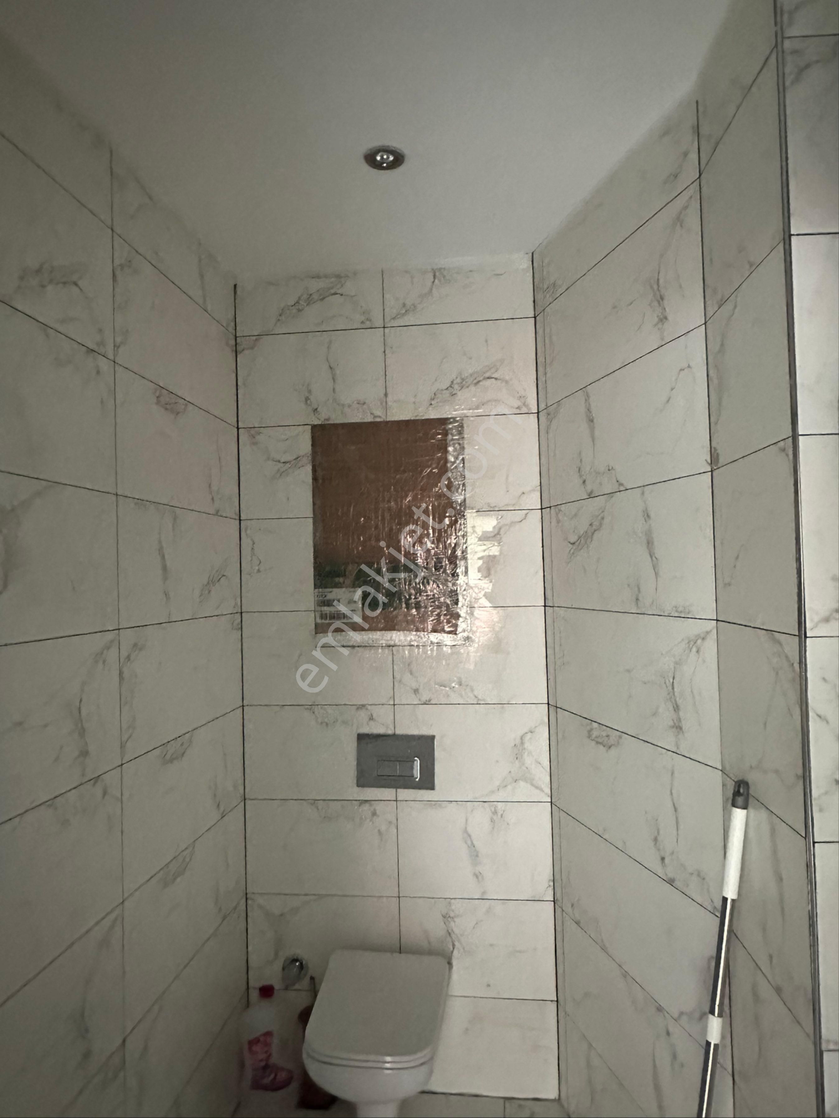 Acıbadem Ünıversıte Yakını 20 M2 Ön Kullanımlı Dükkan,ofis - Görsel 12