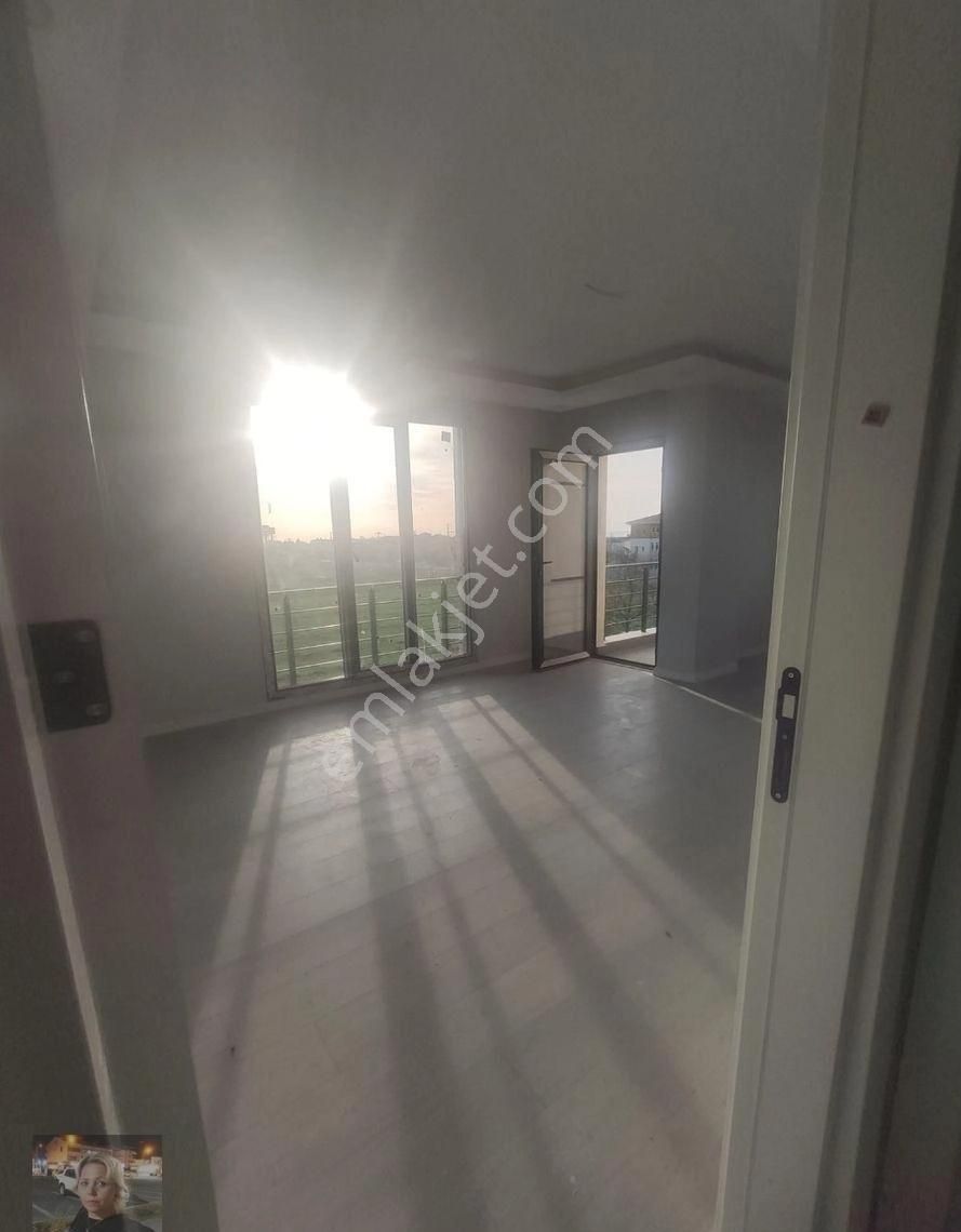 Büşra Gayrimenkulden Yeni Mah Satılık Daire 3+1 Kat 3 Ebeveyin Banyolu 120m2 İskanlı - Görsel 8