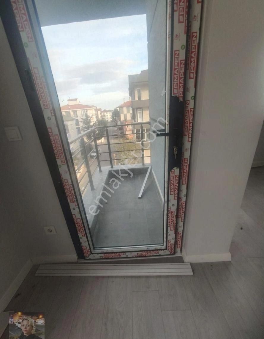 Büşra Gayrimenkulden Yeni Mah Satılık Daire 3+1 Kat 3 Ebeveyin Banyolu 120m2 İskanlı