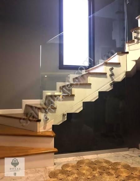 Zekeriyaköy'de Yenilenmiş Kiracısız Ufku Açık 4+2 Satılık Villa - Görsel 25