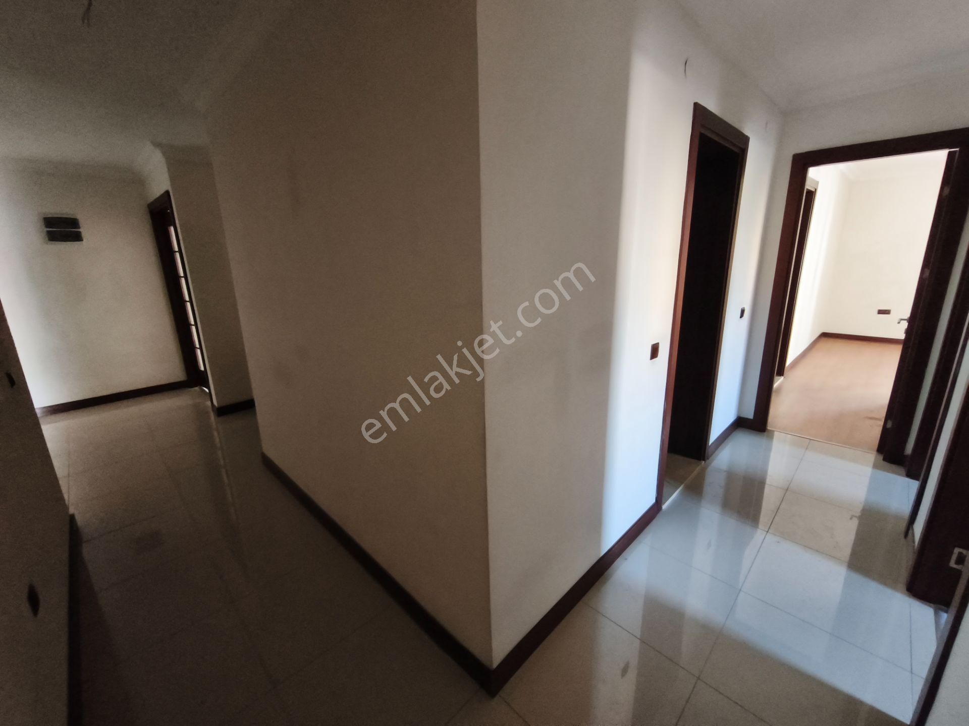 Altınkule'den Koru Evleri Sitesinde Kiralık 3+1 3.kat - Görsel 23