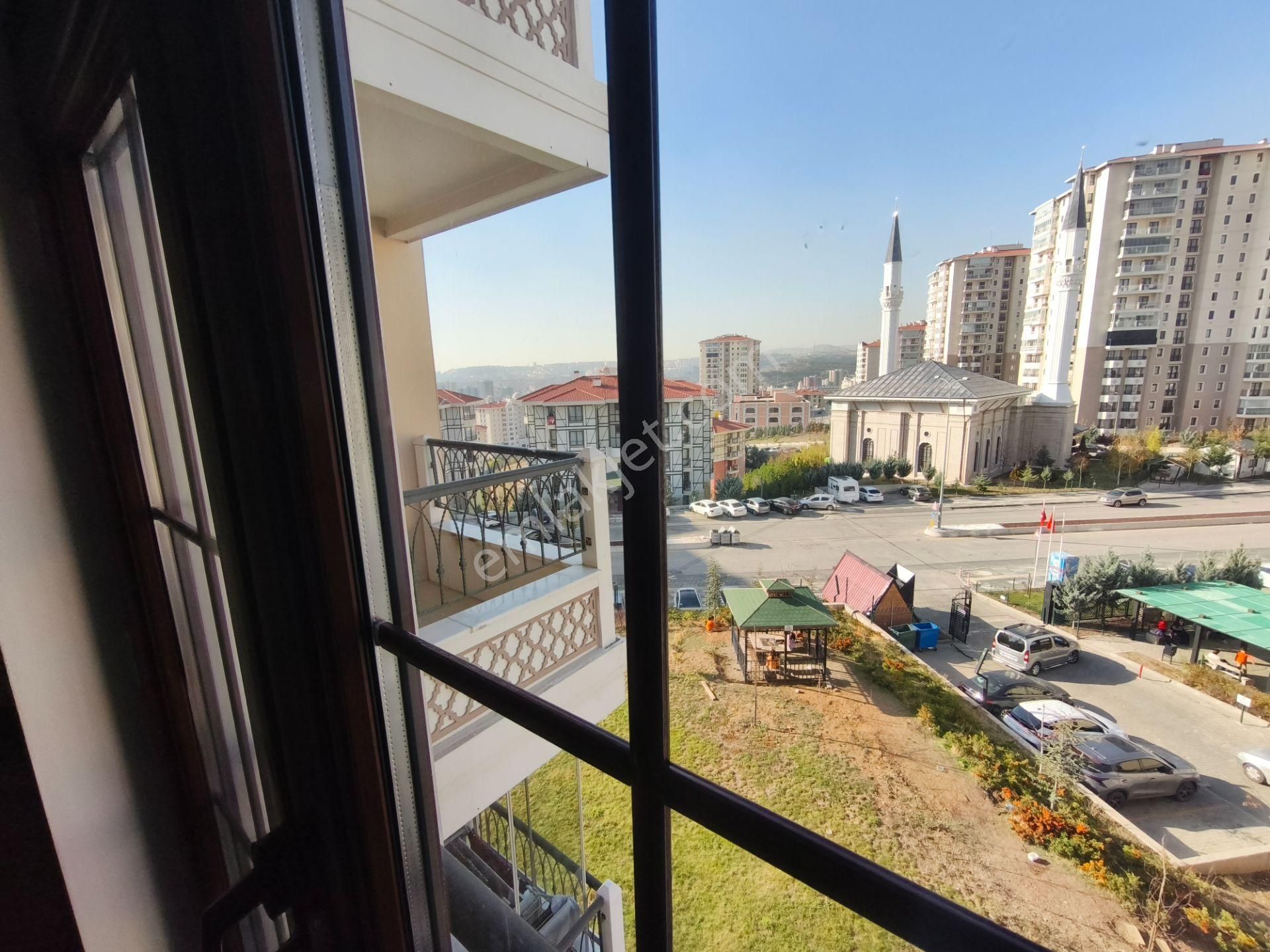 Altınkule'den Koru Evleri Sitesinde Kiralık 3+1 3.kat - Görsel 14