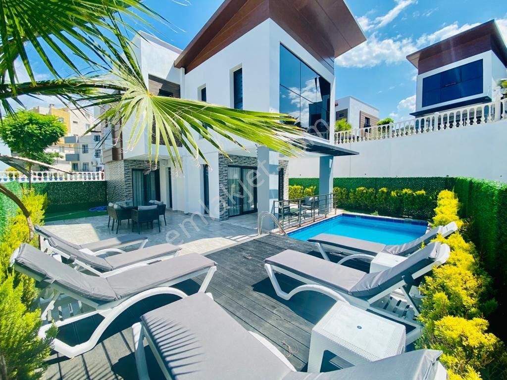 Tek Müstakil Özel Havuz’lu Villa Alt Katda Odası Var