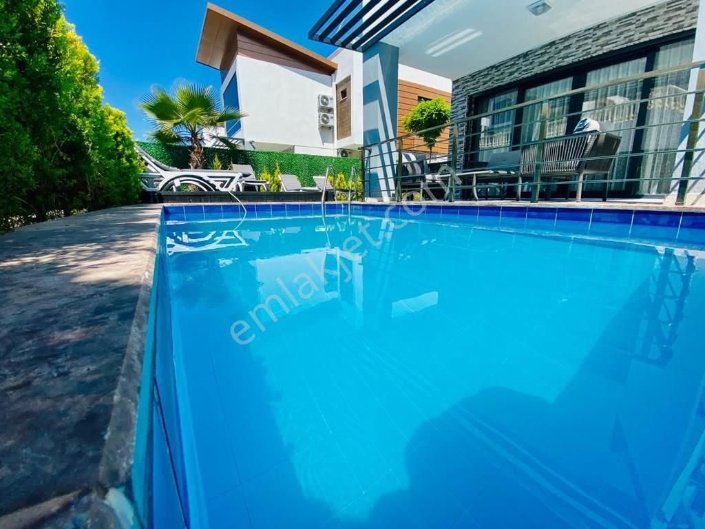 Tek Müstakil Özel Havuz’lu Villa Alt Katda Odası Var - Görsel 5