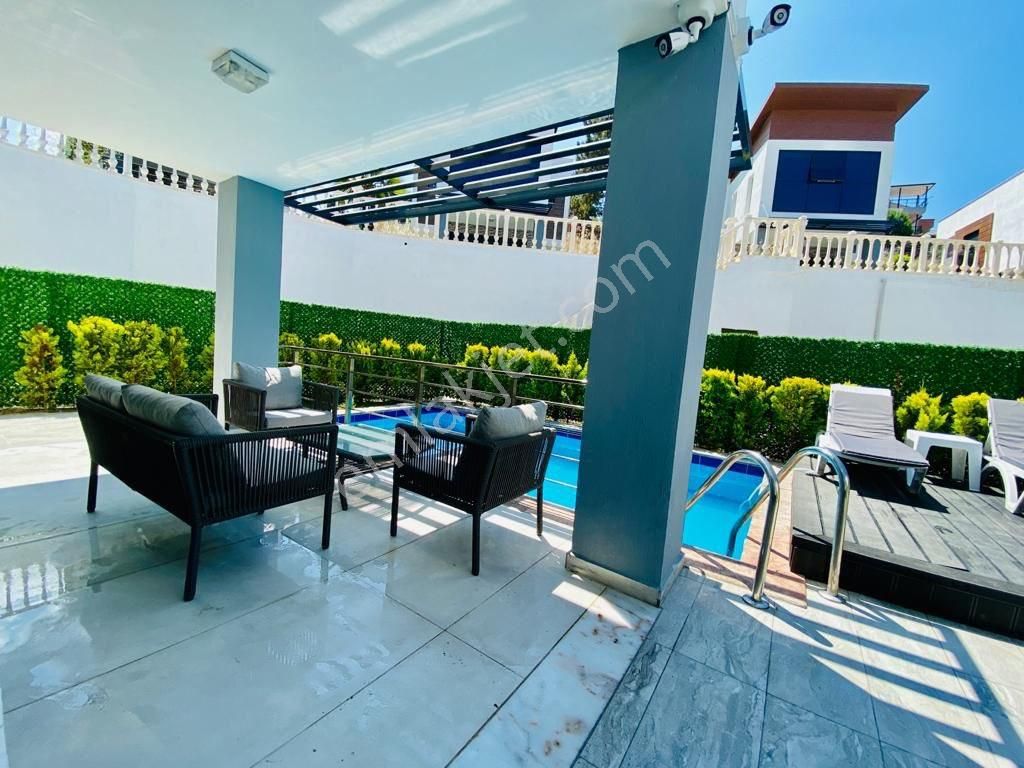 Tek Müstakil Özel Havuz’lu Villa Alt Katda Odası Var - Görsel 7