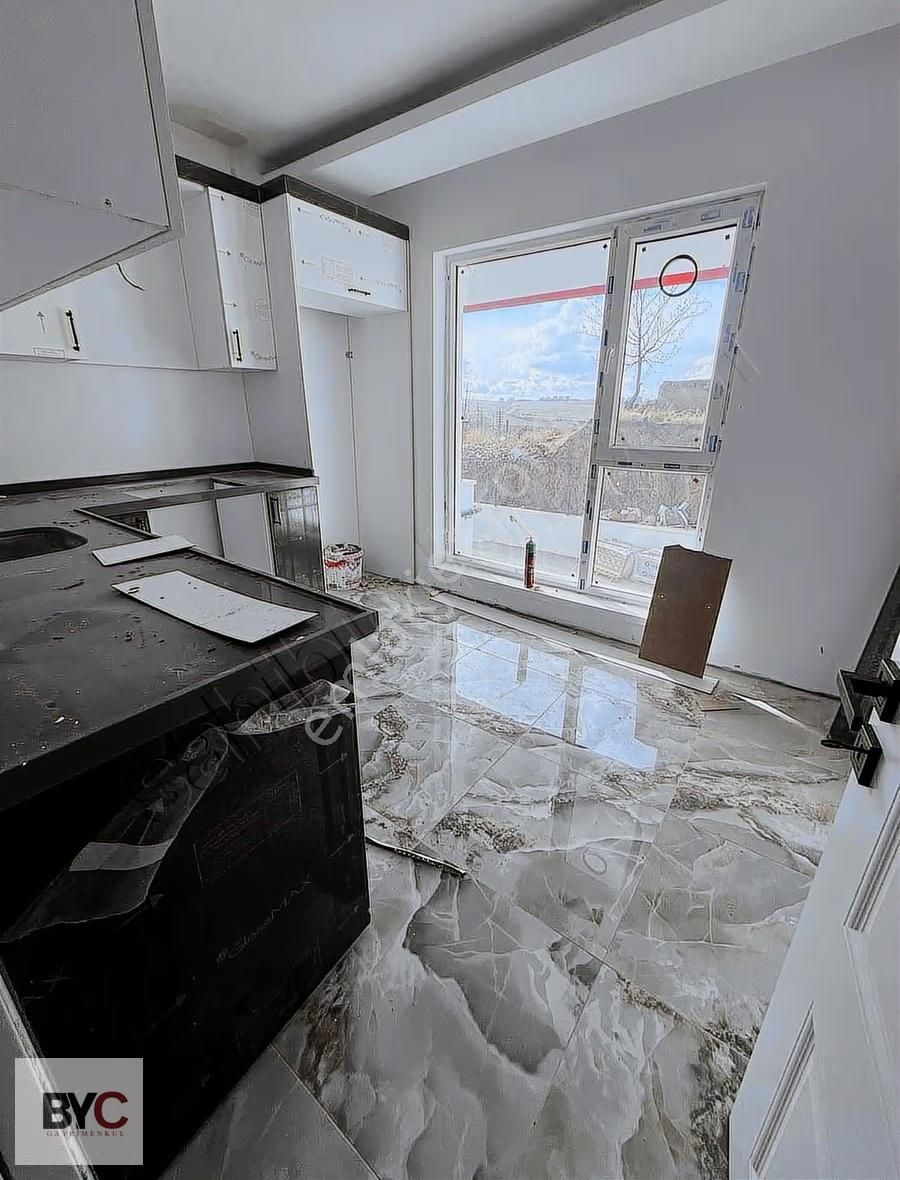 Yenibayındır Da Site İçi 1 Kat Teras Balkonlu 3+1 Satlık Daire - Görsel 24