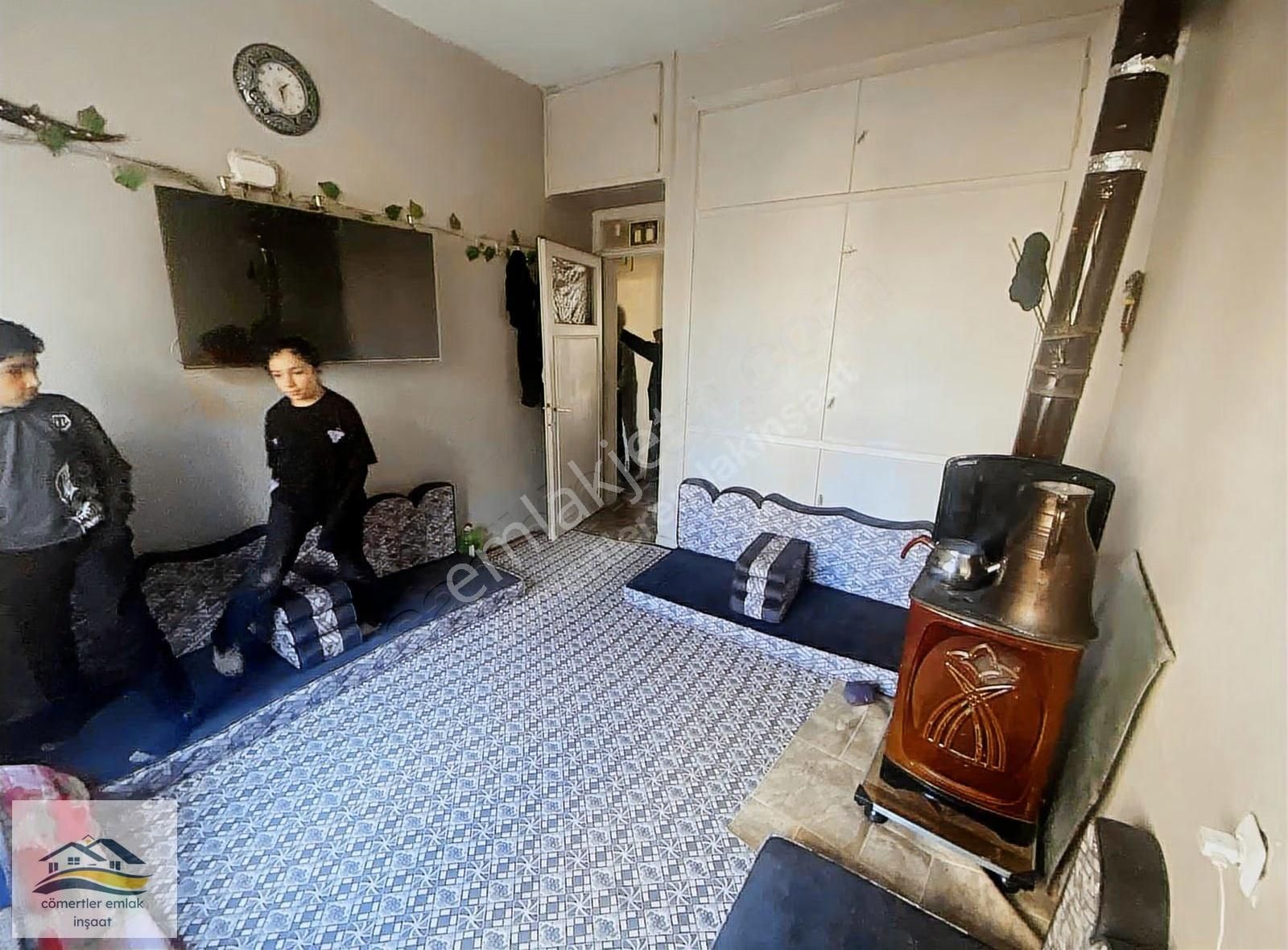 Saçaklı( Sanat Okulu Yani) 100m 2 Katlı 2 Şer Odalı, Dükkanlı - Görsel 9