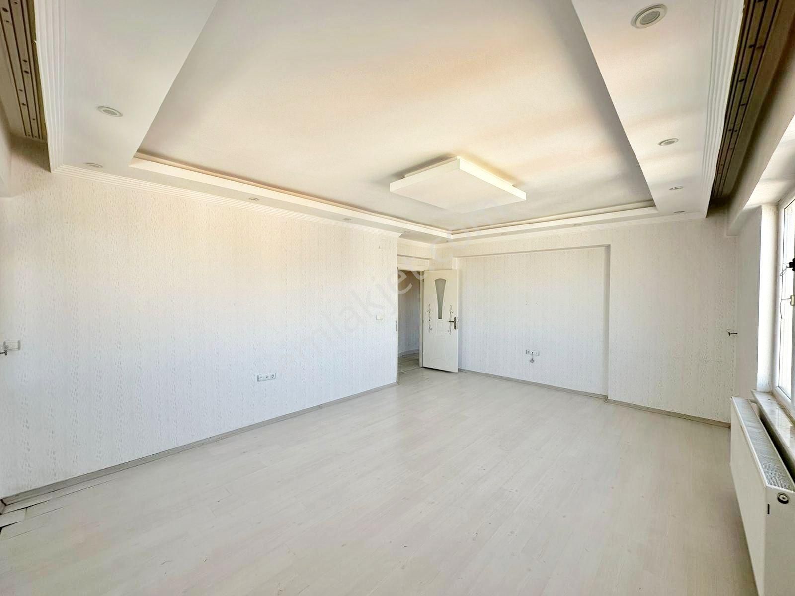 Seyrantepe'de Merkezde Açık Çephe Ebeveyn Banyolu 3+1 Daire - Görsel 9