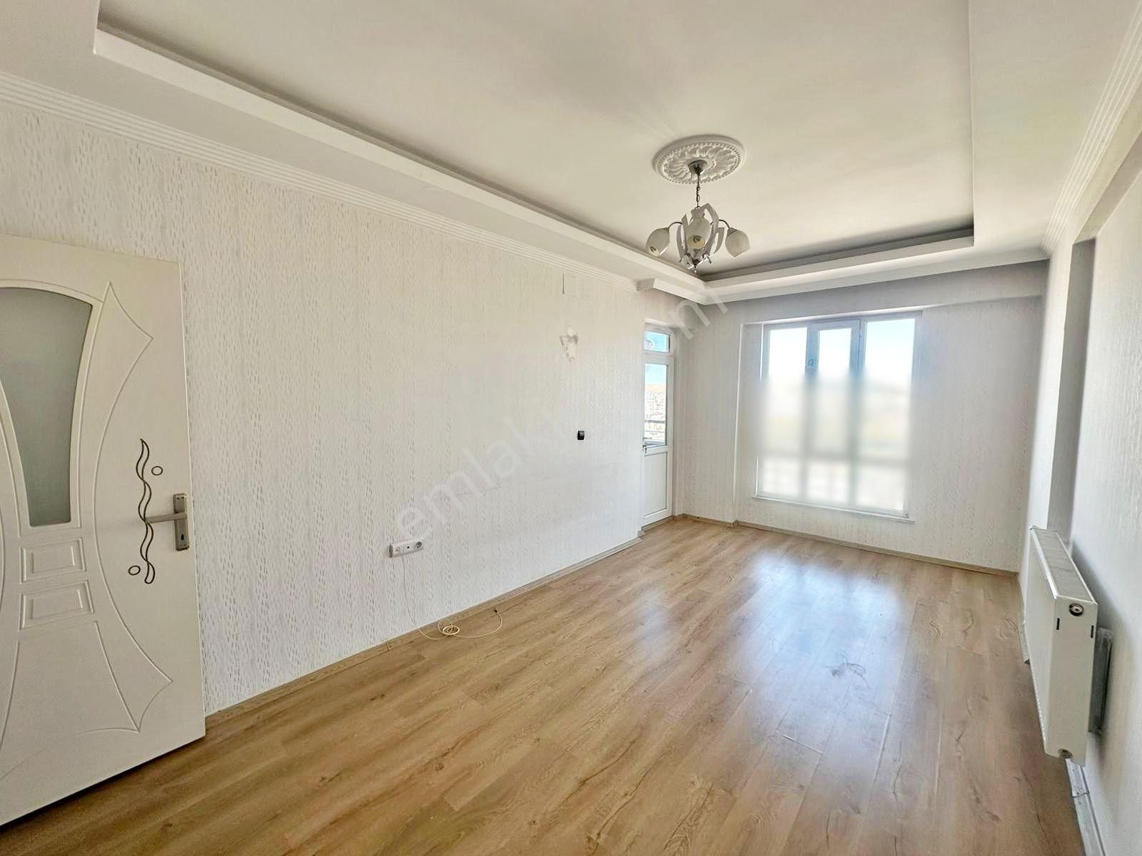 Seyrantepe'de Merkezde Açık Çephe Ebeveyn Banyolu 3+1 Daire - Görsel 11