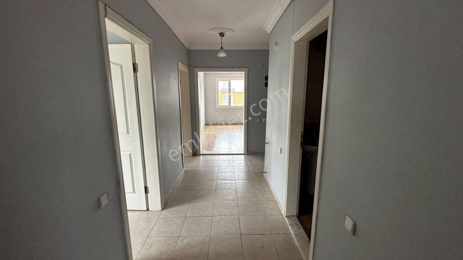 Ege Mahallesi Osmanbey Sitesinde Kiralık 3+1 Daire - Görsel 17