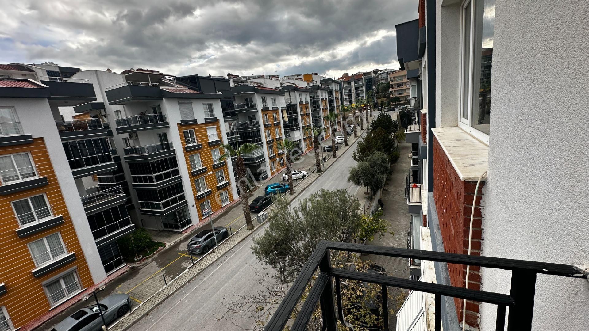 Ege Mahallesi Osmanbey Sitesinde Kiralık 3+1 Daire - Görsel 2