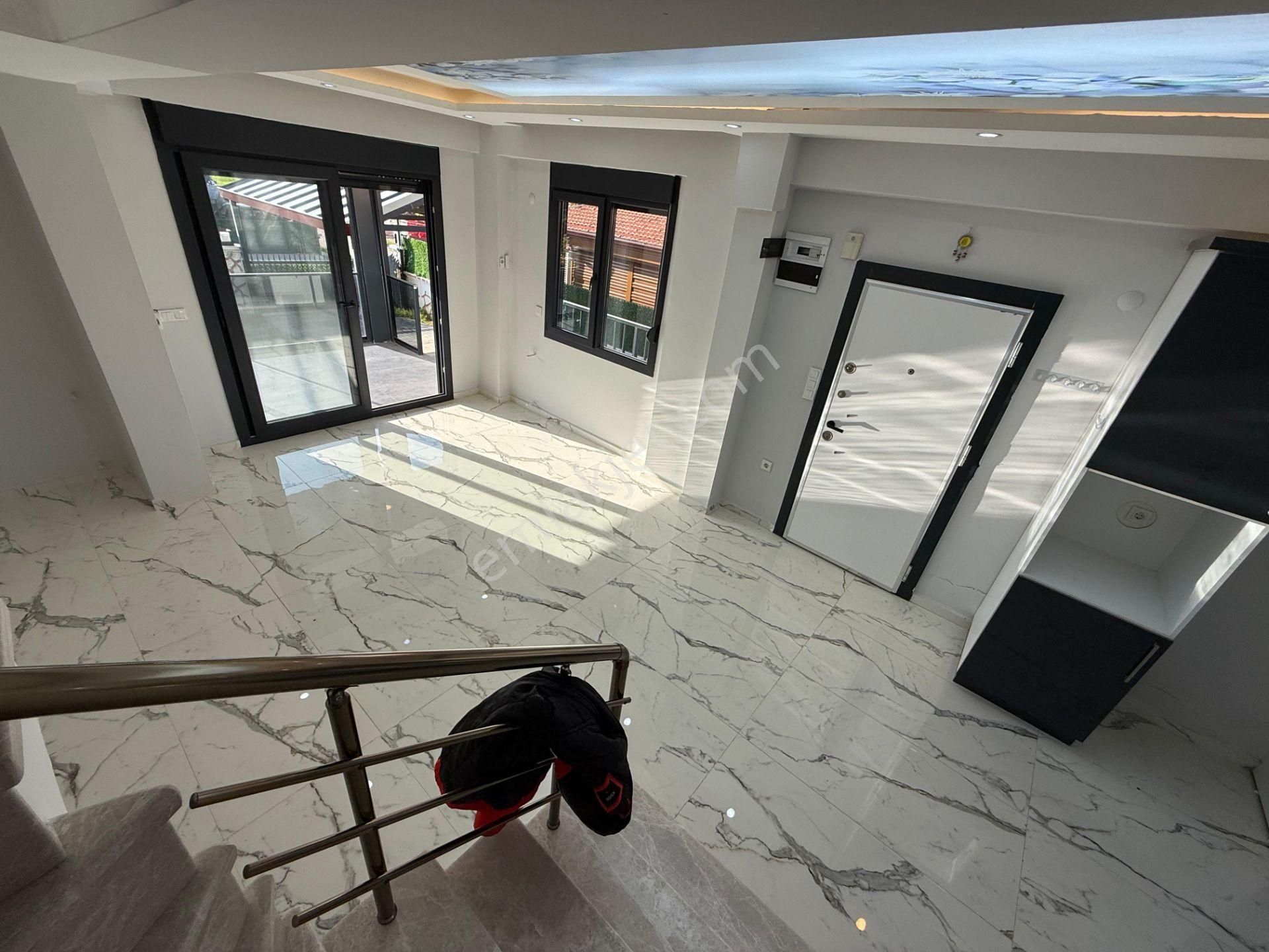 İzmir Dikili Cumhuriyet Mahallesi Satılık Sıfır 4+1 İkiz Villa - Görsel 33