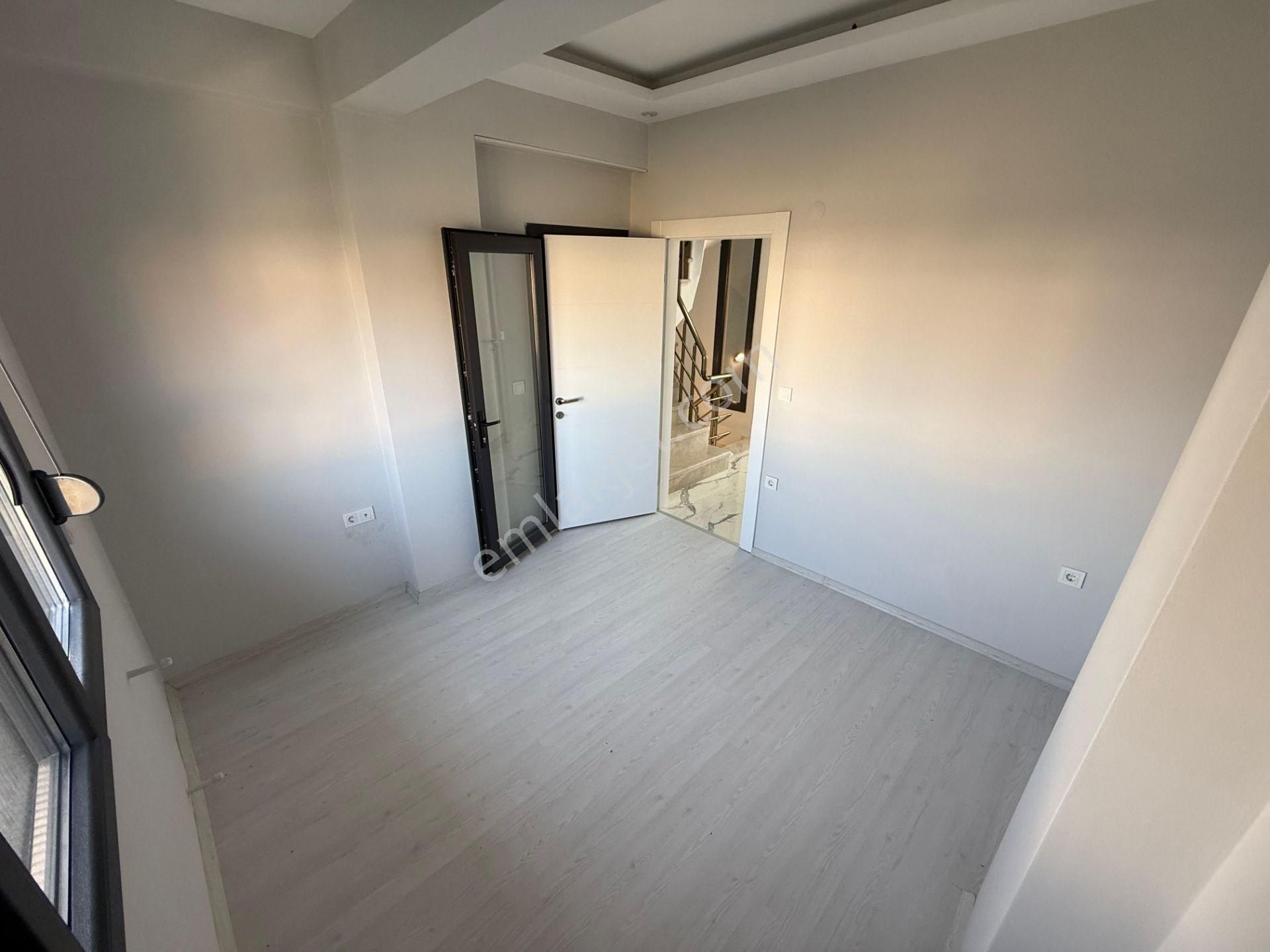 İzmir Dikili Cumhuriyet Mahallesi Satılık Sıfır 4+1 İkiz Villa - Görsel 17