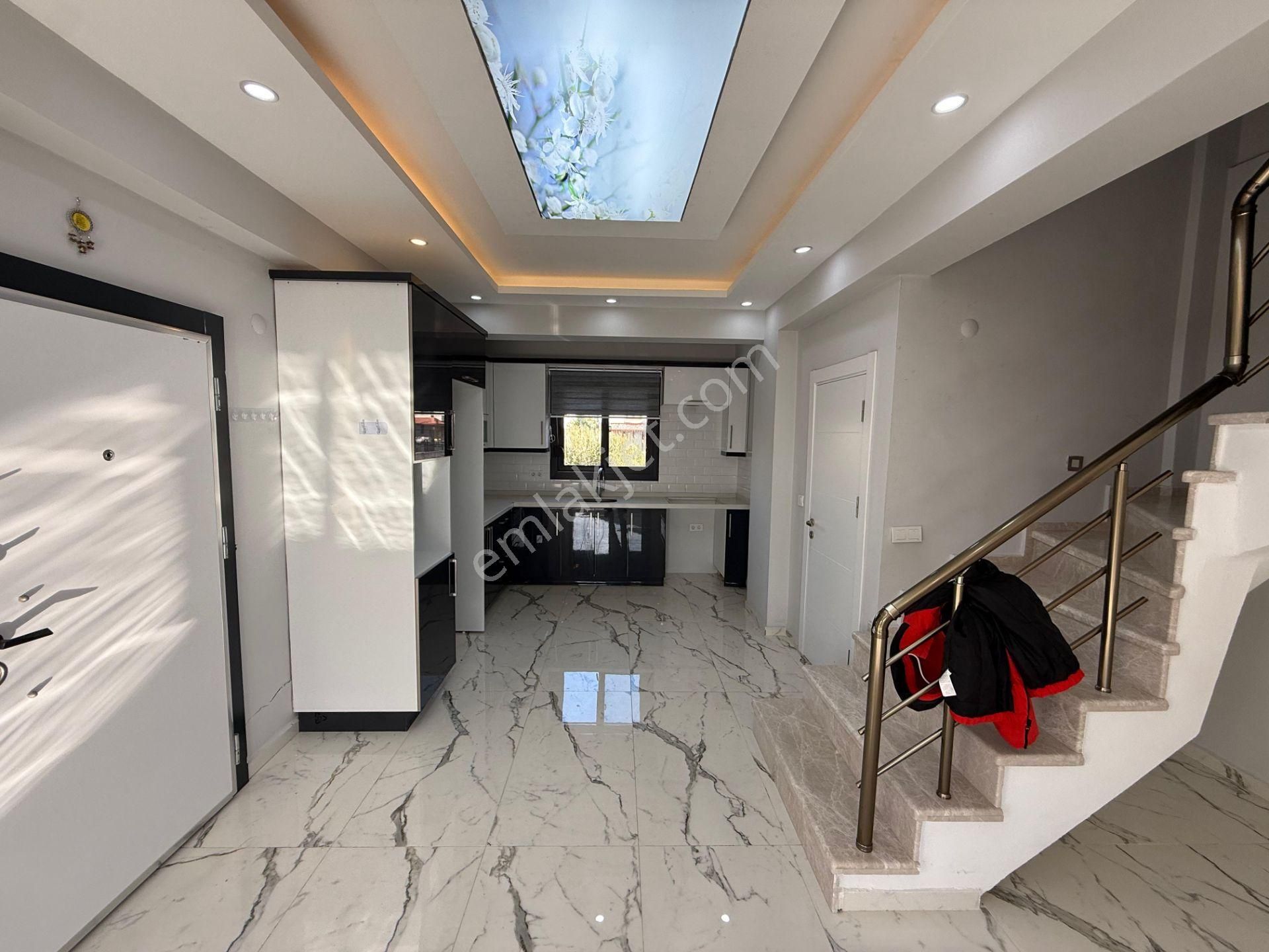 İzmir Dikili Cumhuriyet Mahallesi Satılık Sıfır 4+1 İkiz Villa - Görsel 11