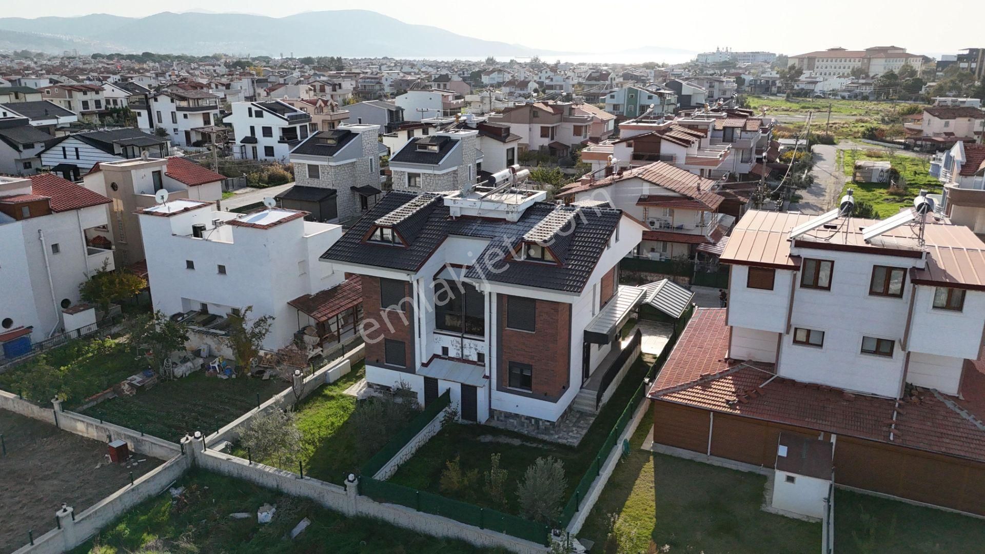 İzmir Dikili Cumhuriyet Mahallesi Satılık Sıfır 4+1 İkiz Villa - Görsel 9