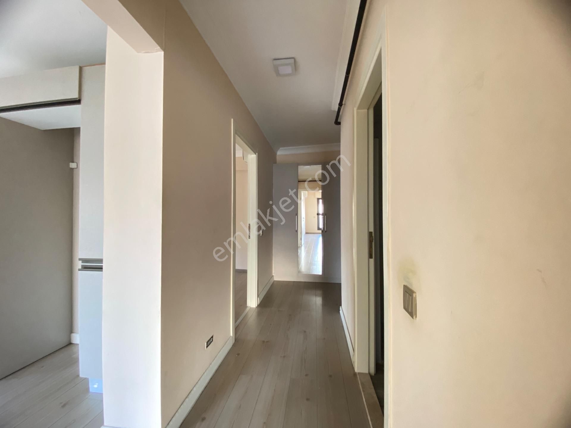 İzmir Bornova Süvari Caddesinde Kiralık Geniş 2+1 - Görsel 14