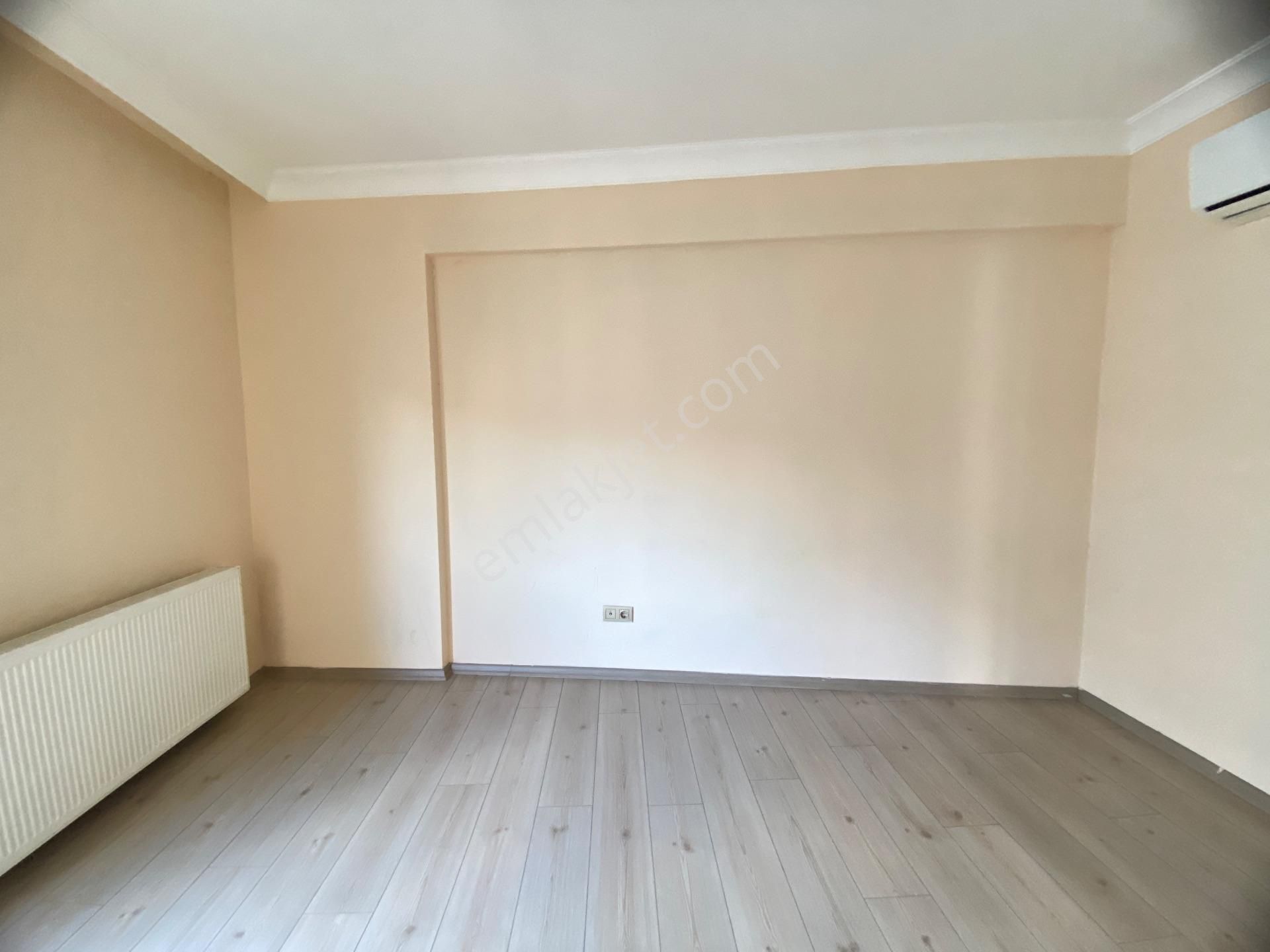 İzmir Bornova Süvari Caddesinde Kiralık Geniş 2+1 - Görsel 29