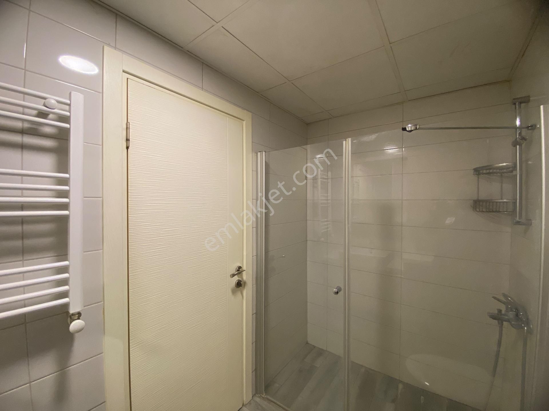 İzmir Bornova Süvari Caddesinde Kiralık Geniş 2+1 - Görsel 23
