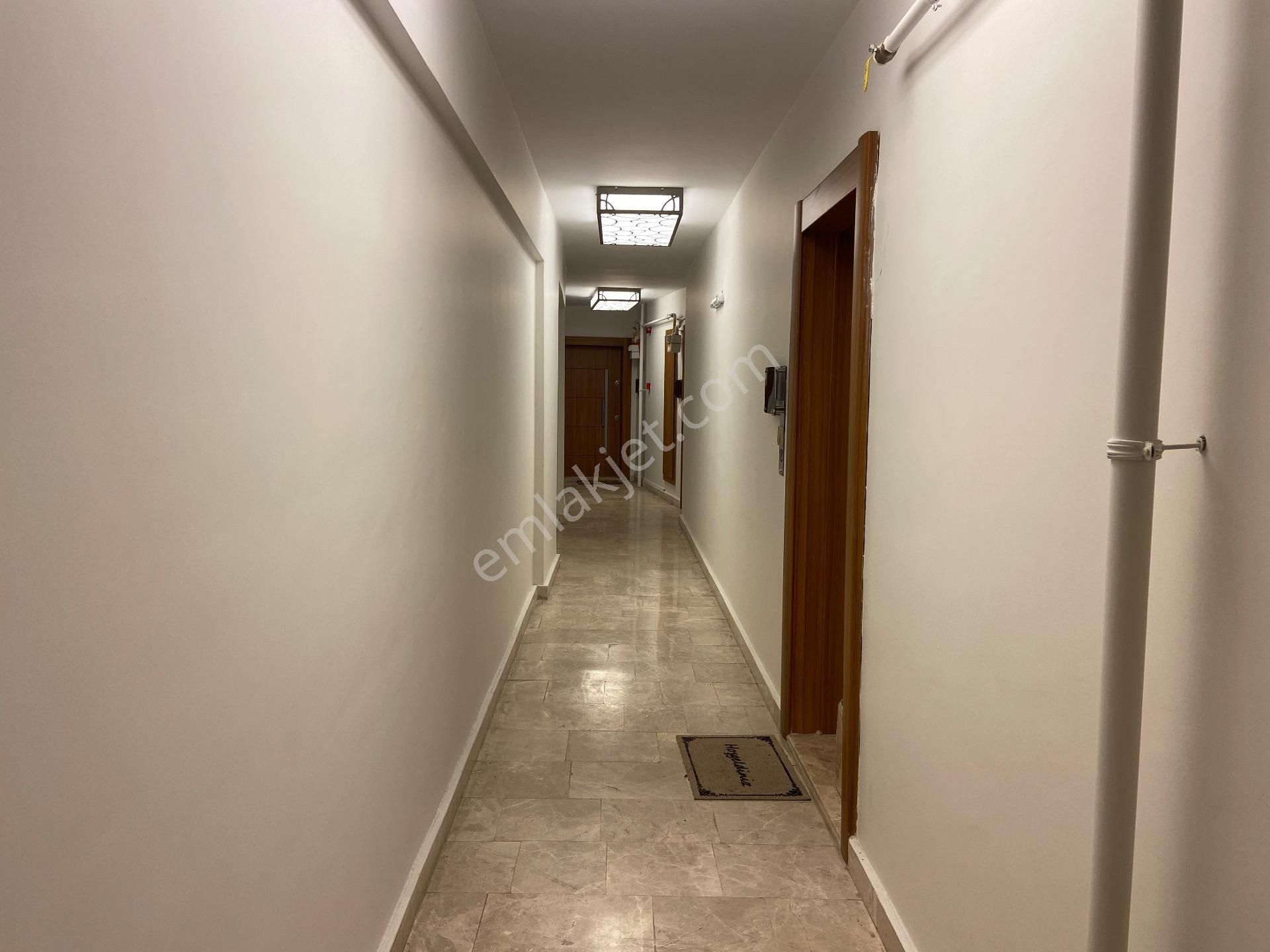 İzmir Bornova Süvari Caddesinde Kiralık Geniş 2+1 - Görsel 31