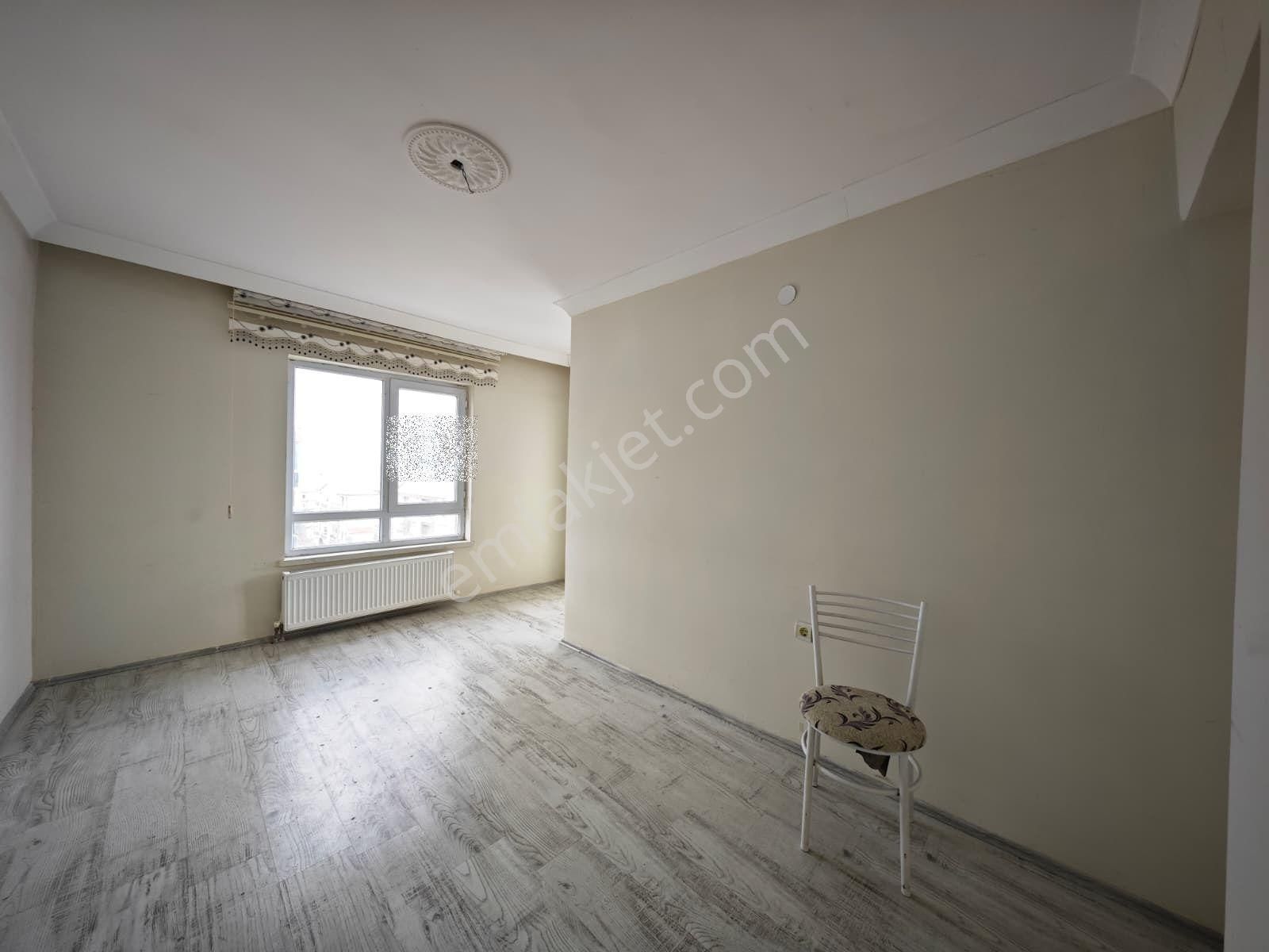 Beşikkaya Mahallesinde Asansörlü Manzaralı 3+1 Katta Satılık Daire !! - Görsel 11