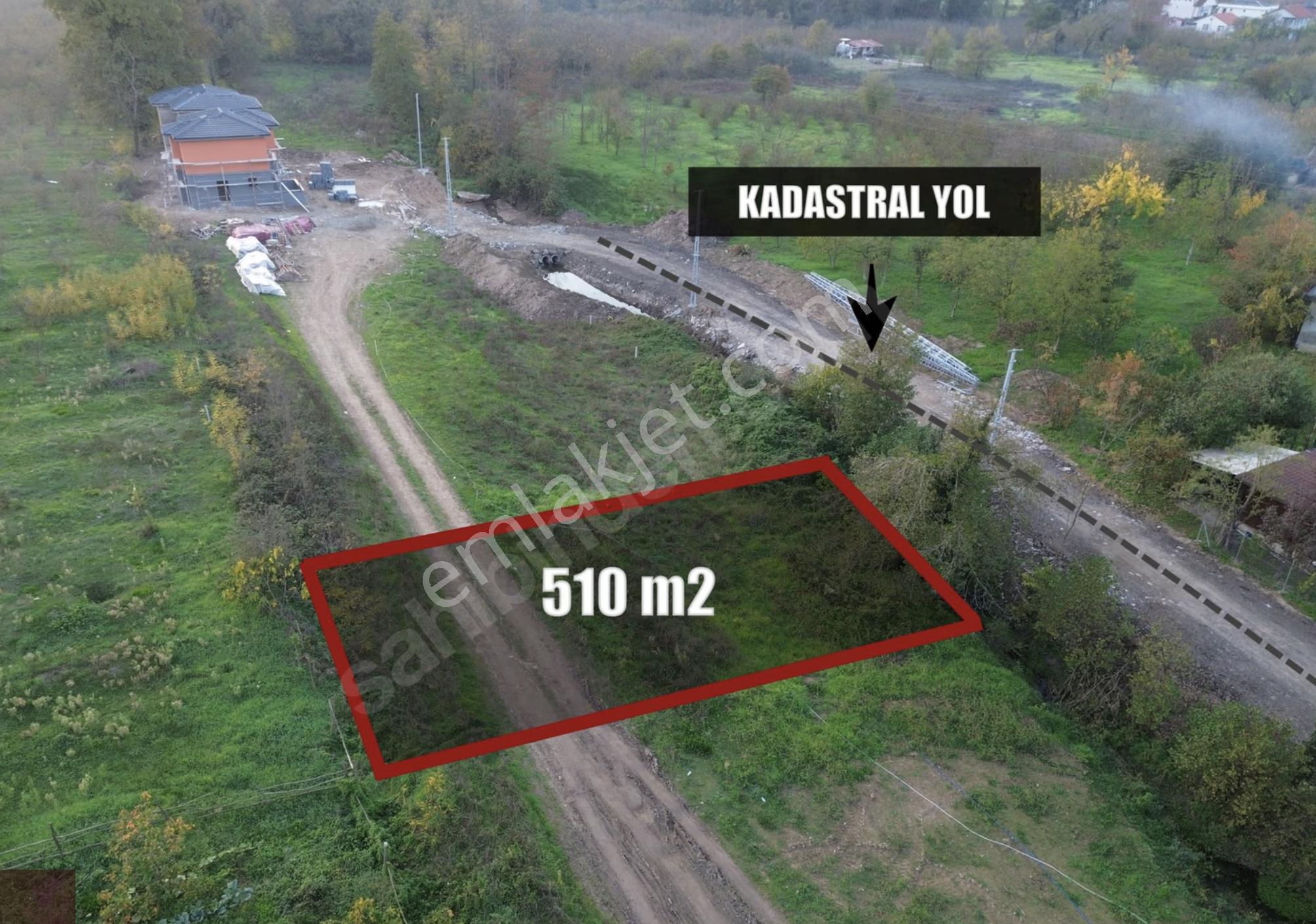 Emlakevim - Sakarya Hendek Akova Mahallesinde 510m2 Villa İmarlı Arsa
