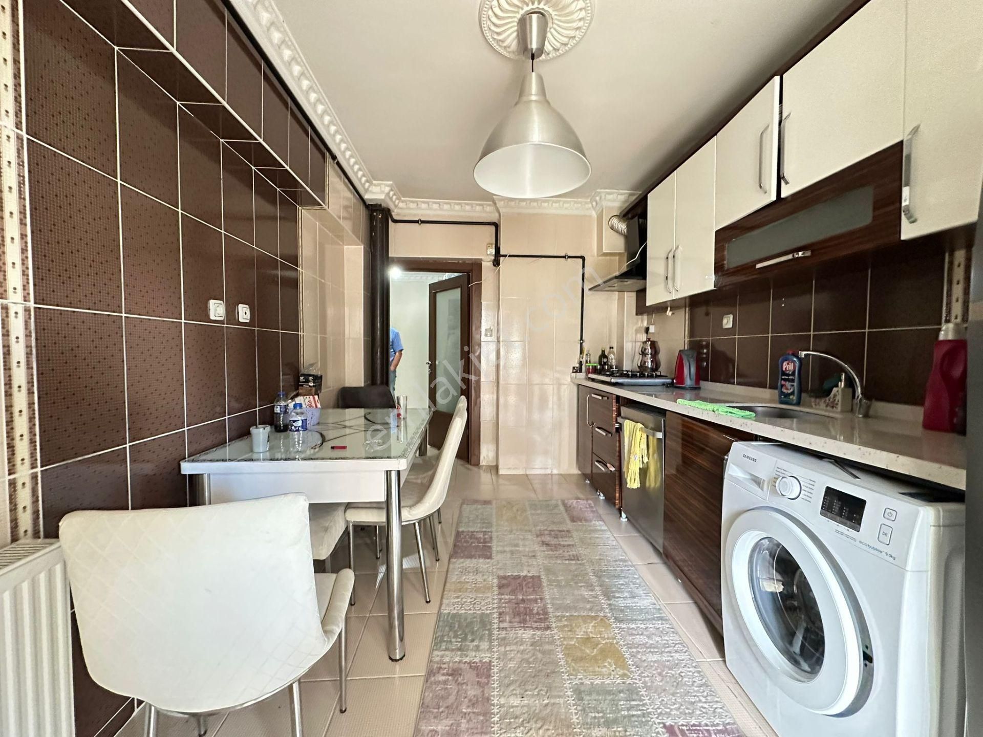 Kalecik Emlak'tan Karakol Yakını 3+1 Asansörlü Site Dairesi - Görsel 3