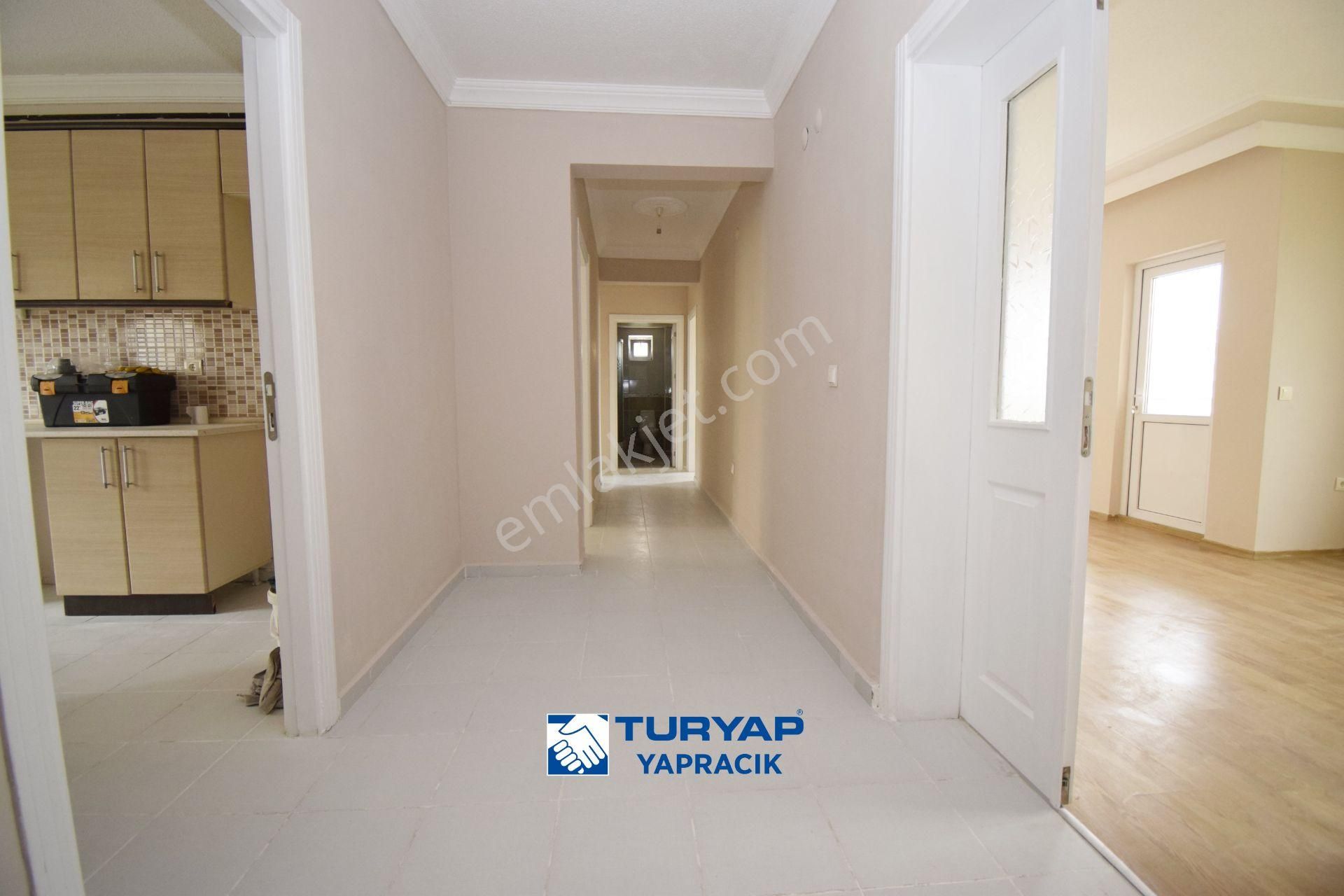 Turyap Yapracık 'tan 13.bölgede Kiralık Y-tipi 3+1 Daire - Görsel 18