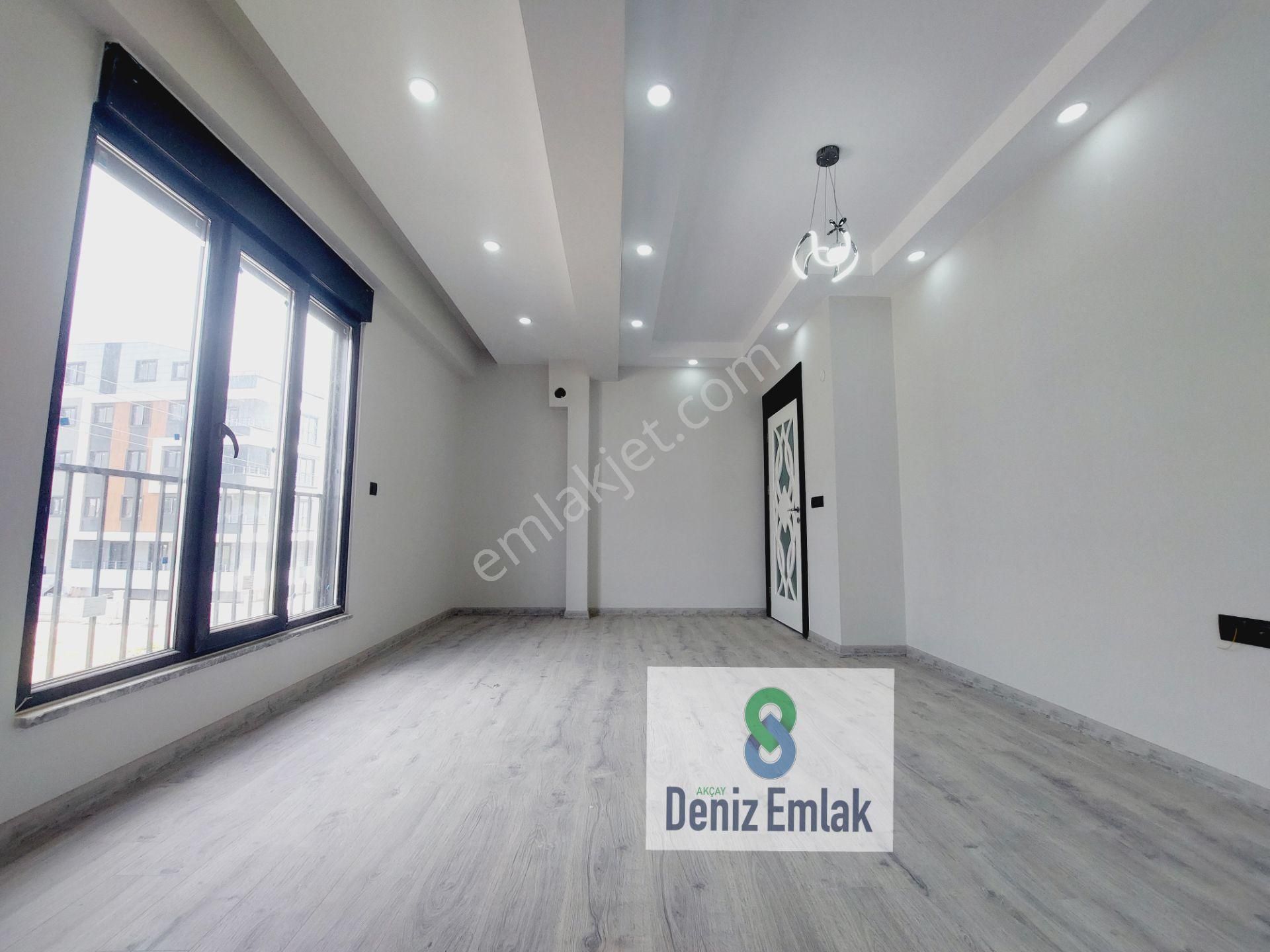 Denizden Akçayda Öncephe Ebeveynli Otoparklı Yerden Isıtmalı Satılık 2+1daire. - Görsel 13