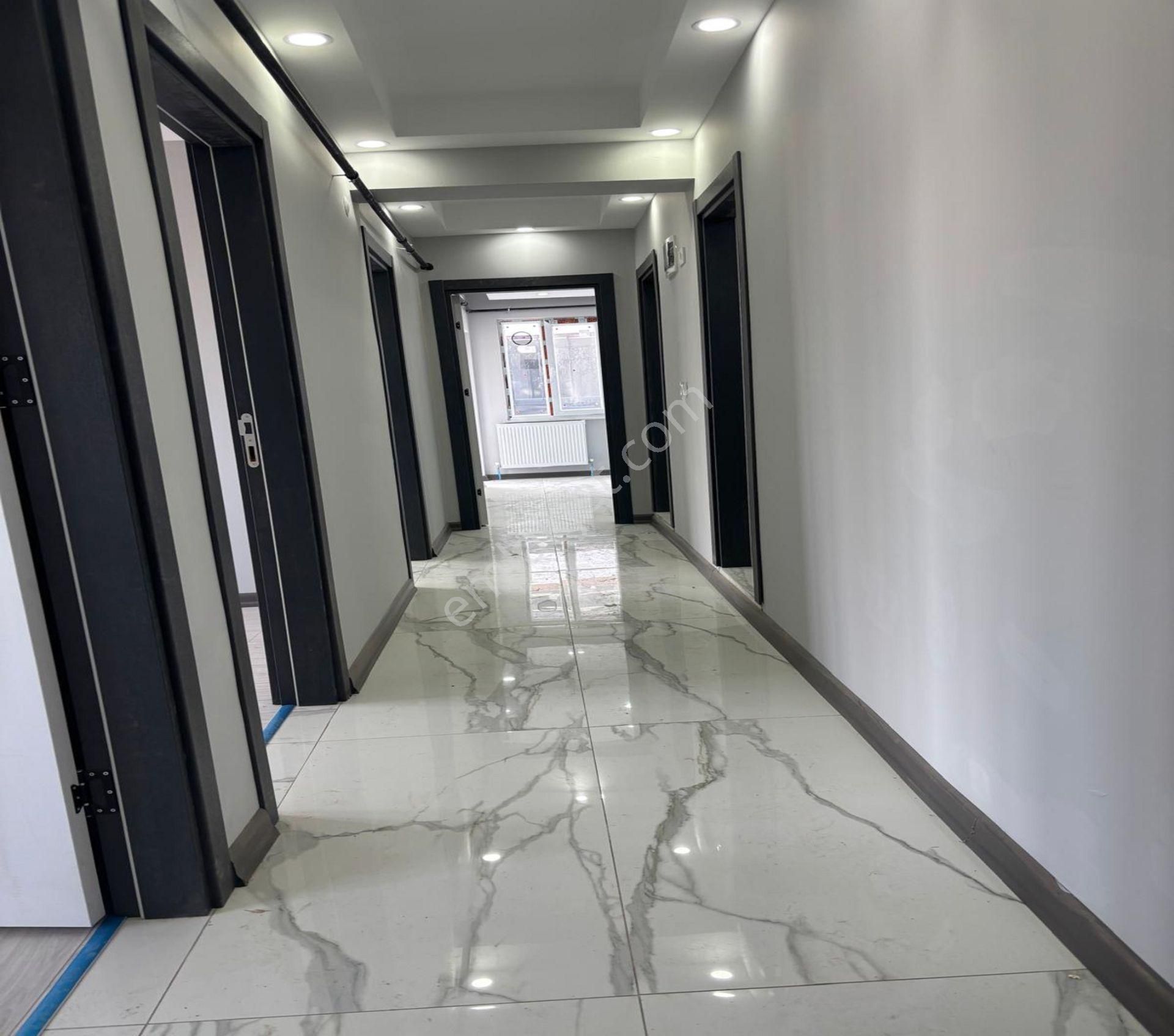 Serdaroğlu Gayrimenkul Tepe Bölgesi 2+1 Sıfır Daire Uygun Fiyata - Görsel 32