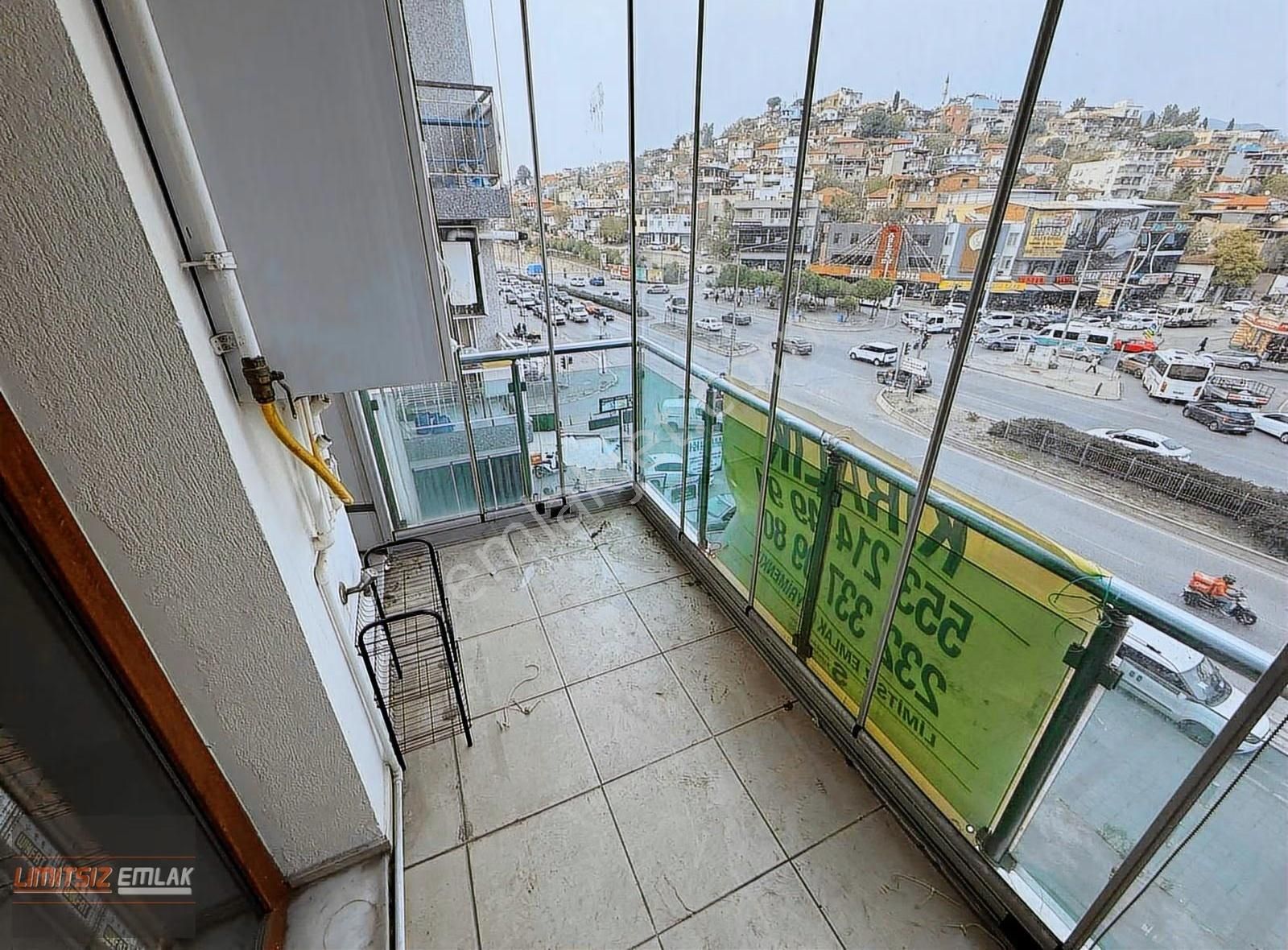Şemikler'in Girişinde | 3+1 Kiralık | 125 M² | L İ M İ Tsiz Emlk - Görsel 12