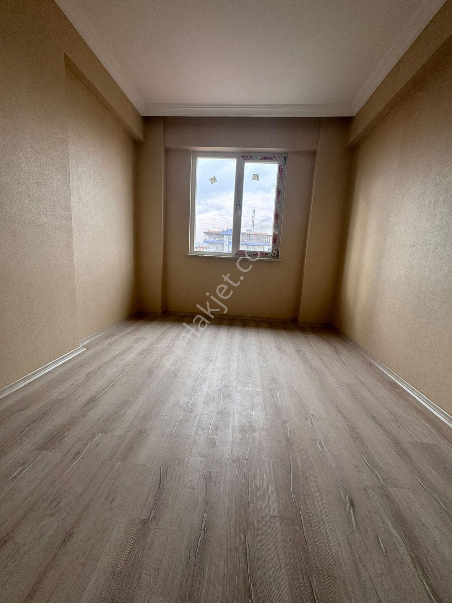 Melsa Başoda'dan Korcan Cad. Satılık 2+1 Geniş Daire - Görsel 3