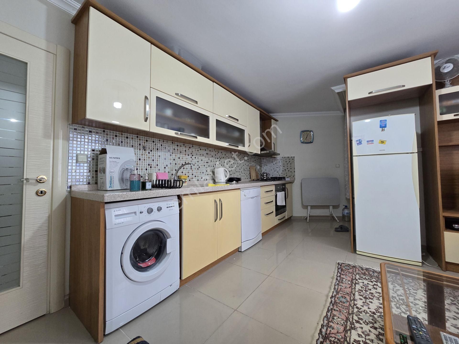 ▀jet Emlak'tan Sarıkız'da Genç Binada Ön Cephe Satılık 2+1 Daire