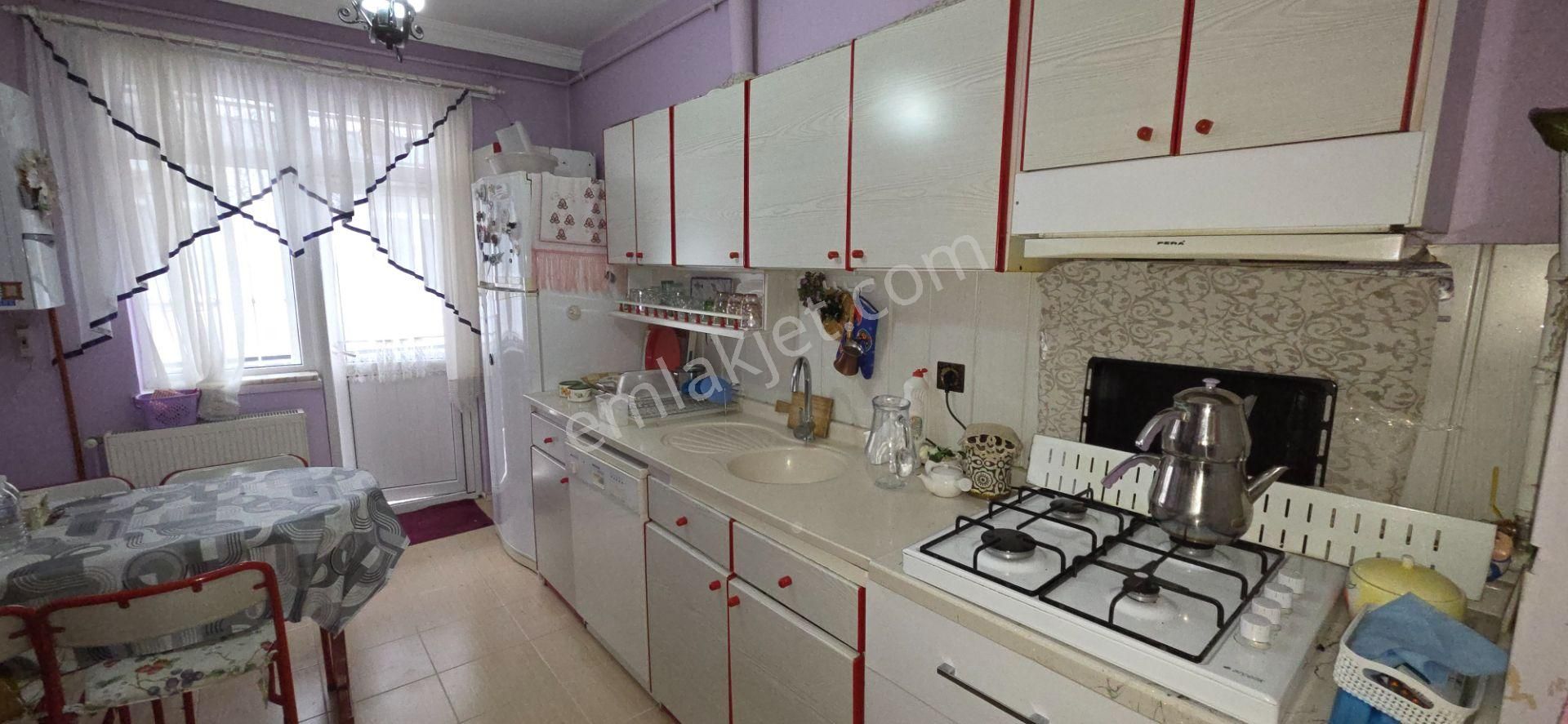 Kiralık, Möbleli, 3+1, Tıp Fak. Yakını, Demirlibahçe Ağaçlı Caddesinde, Kombili - Görsel 11