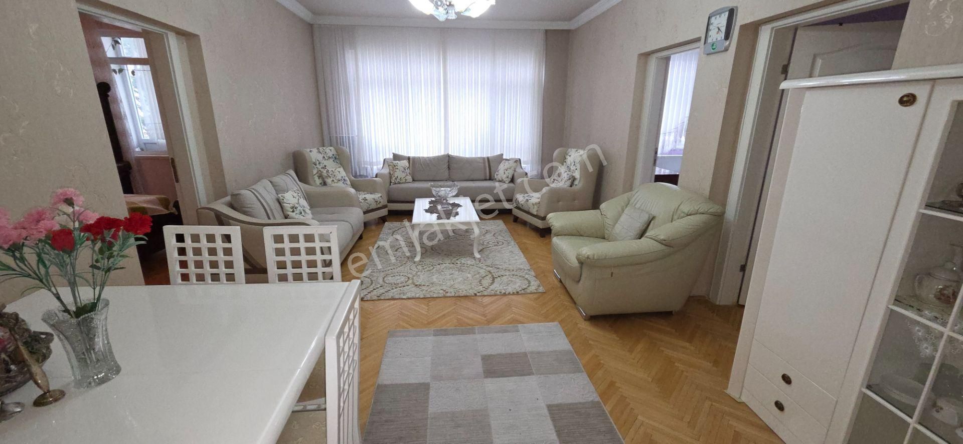 Kiralık, Möbleli, 3+1, Tıp Fak. Yakını, Demirlibahçe Ağaçlı Caddesinde, Kombili