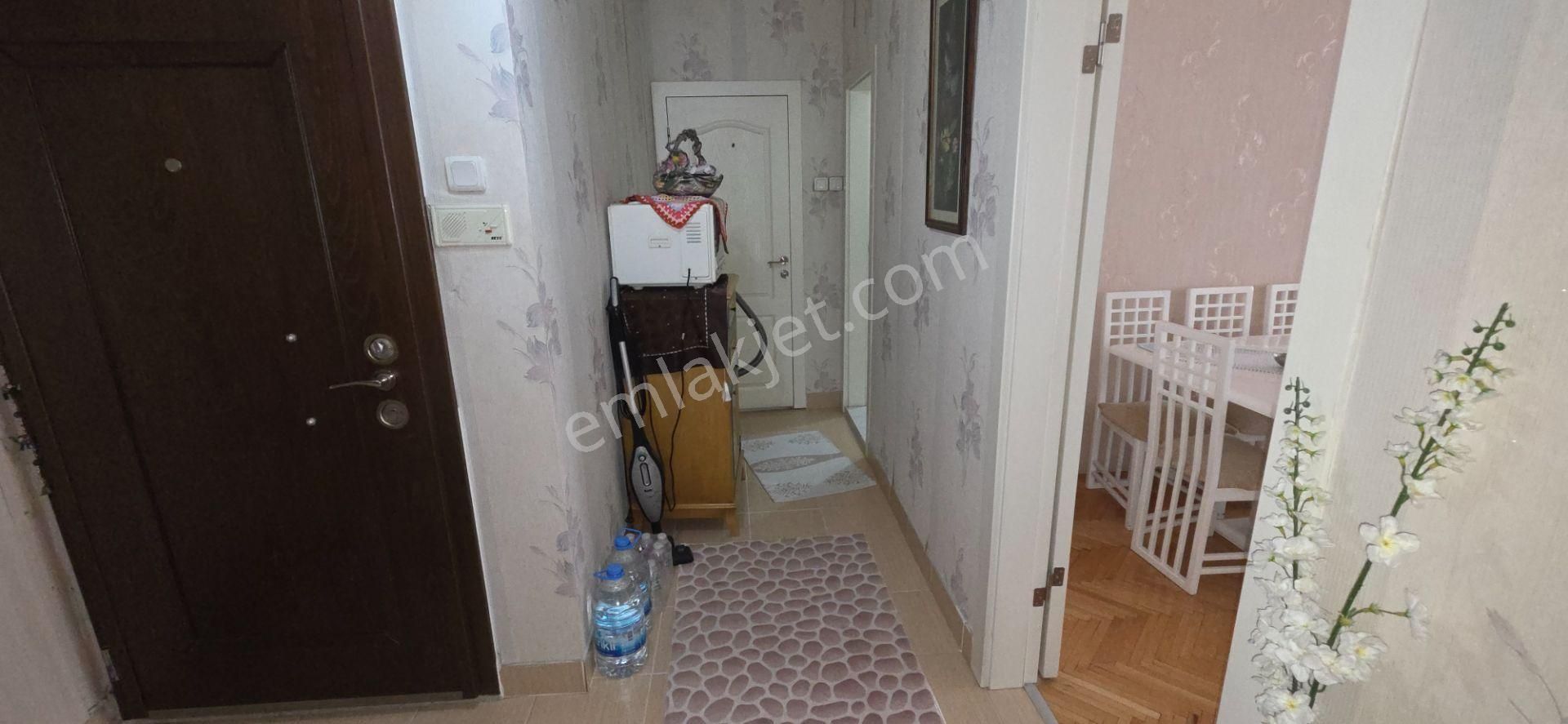 Kiralık, Möbleli, 3+1, Tıp Fak. Yakını, Demirlibahçe Ağaçlı Caddesinde, Kombili - Görsel 15