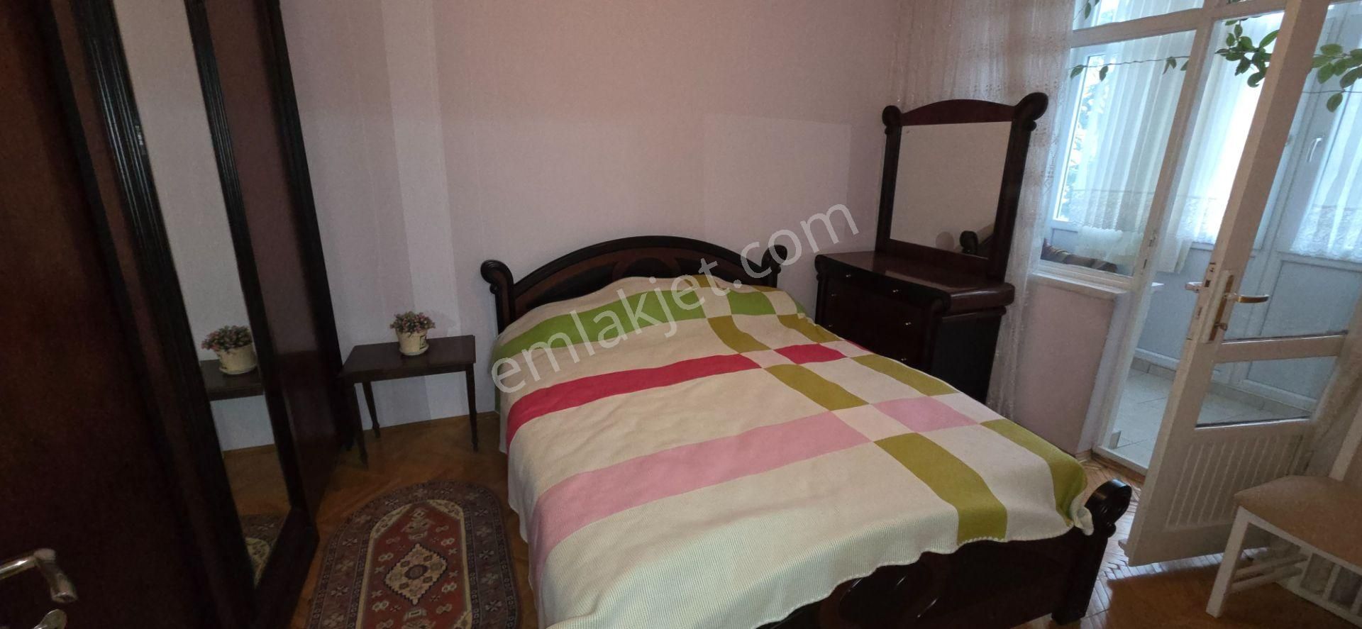 Kiralık, Möbleli, 3+1, Tıp Fak. Yakını, Demirlibahçe Ağaçlı Caddesinde, Kombili - Görsel 4