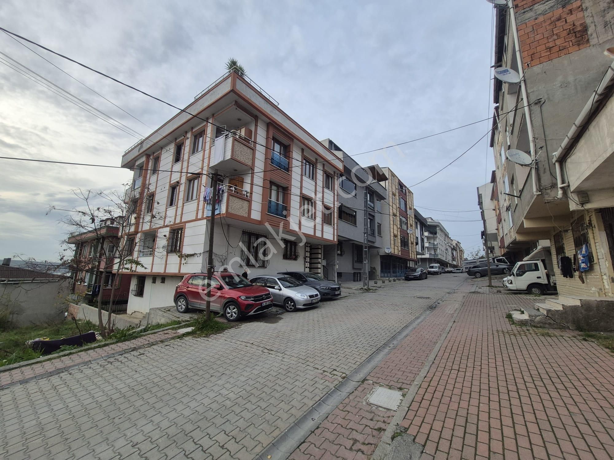 Remax Necati Kurt / Başakşehir Güvercintepe'de, Fırsat 3+1 Bahçe Katı, Yenı Bına Main Image - Görsel 4