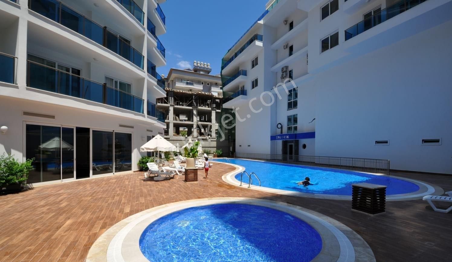 Alanya Mahmutlarda Full Aktiviteli Kompleks İçerisinde Denize400m Mesafede Satılık 1+1 Eşyalı Daire - Görsel 2