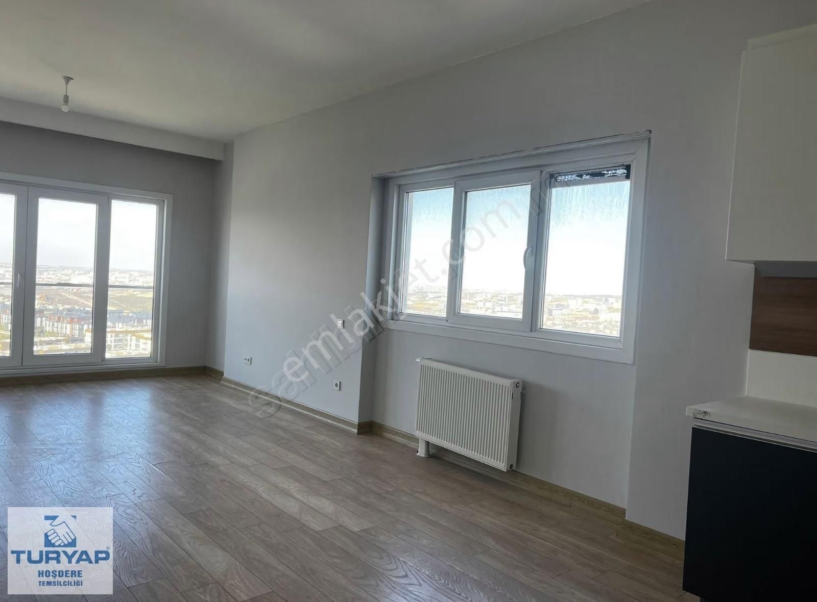 Avrupark Hayat Satılık Çift Cephe 1+1 Krediye Uygun