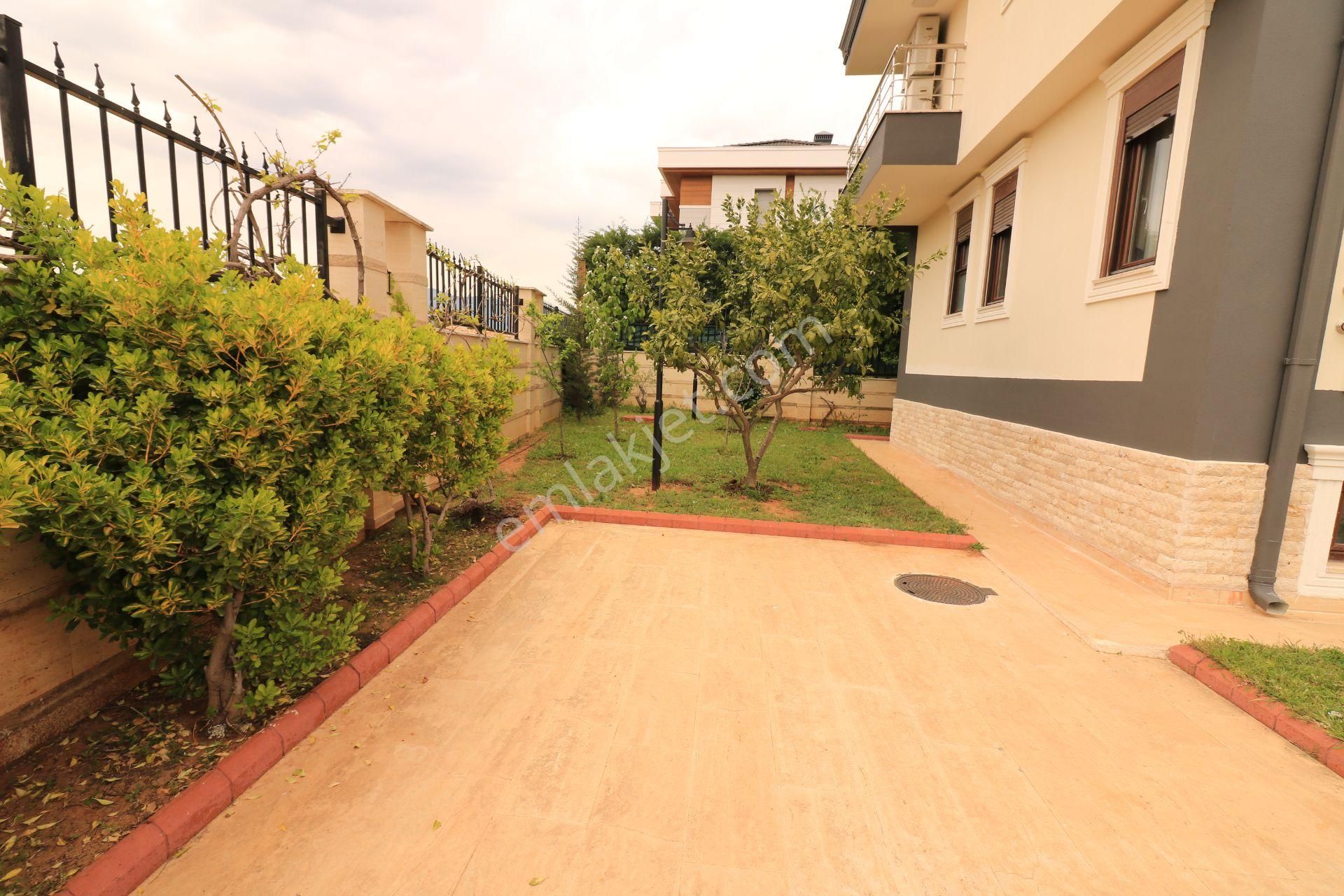 Yasin Kuzu'dan Yalınlı'da Satılık Müstakil 7+1 Villa - Görsel 7