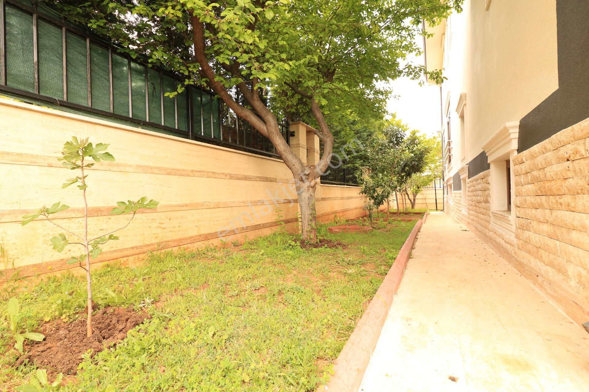 Yasin Kuzu'dan Yalınlı'da Satılık Müstakil 7+1 Villa - Görsel 8