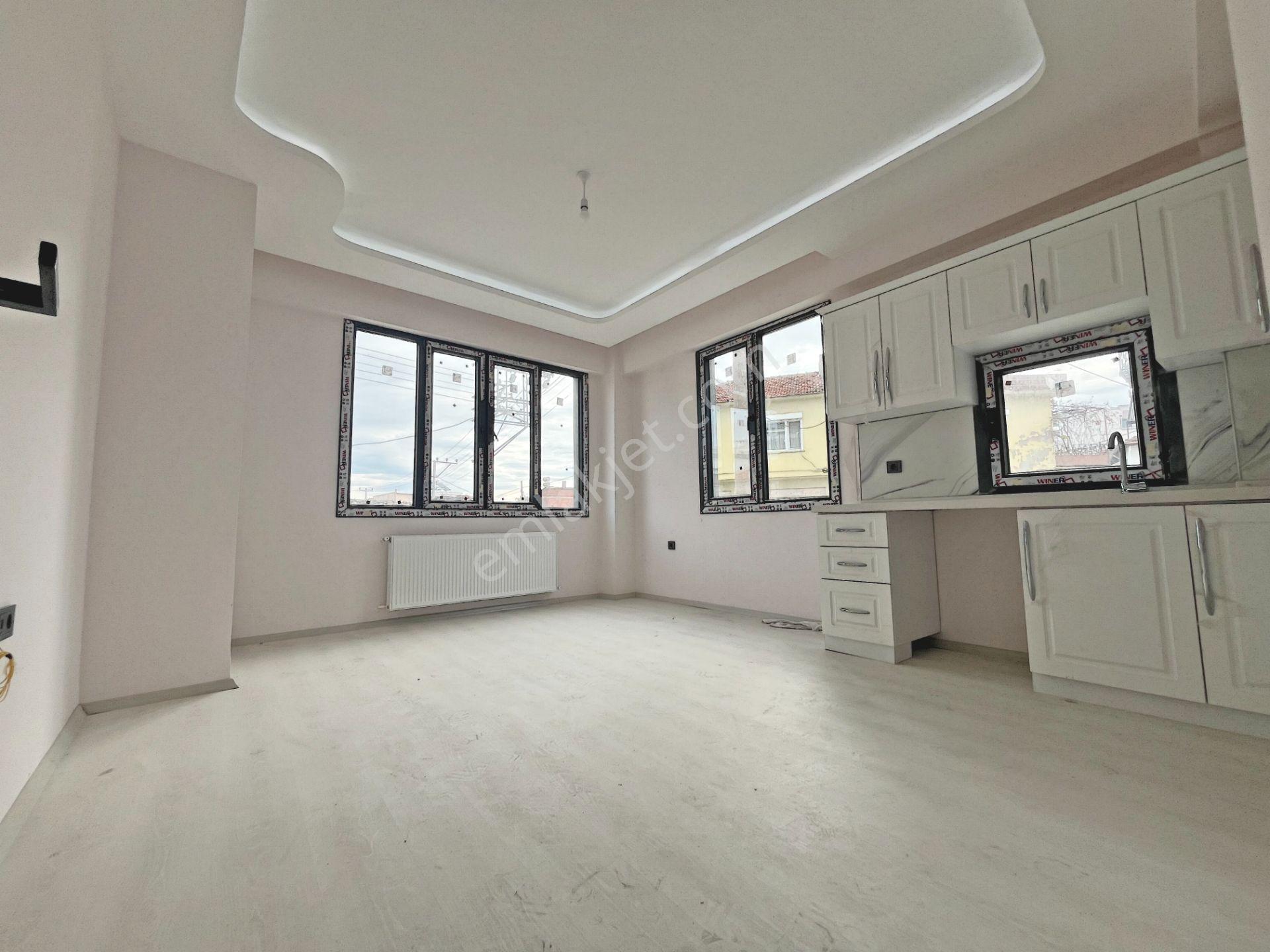 🟣 Güç Gayrimenku'den Zeytinli'de Müstakil Tadında Ön Cephe Kaçmaz Satılık 2+1 Daire - Görsel 13