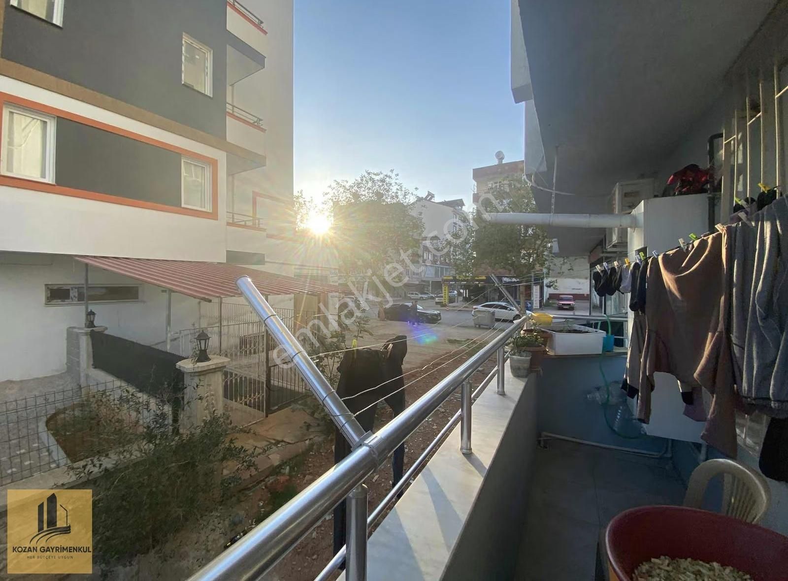 Kozan Gayrimenkul Den Üstün Sokakta Ekstralı Full Daire - Görsel 6