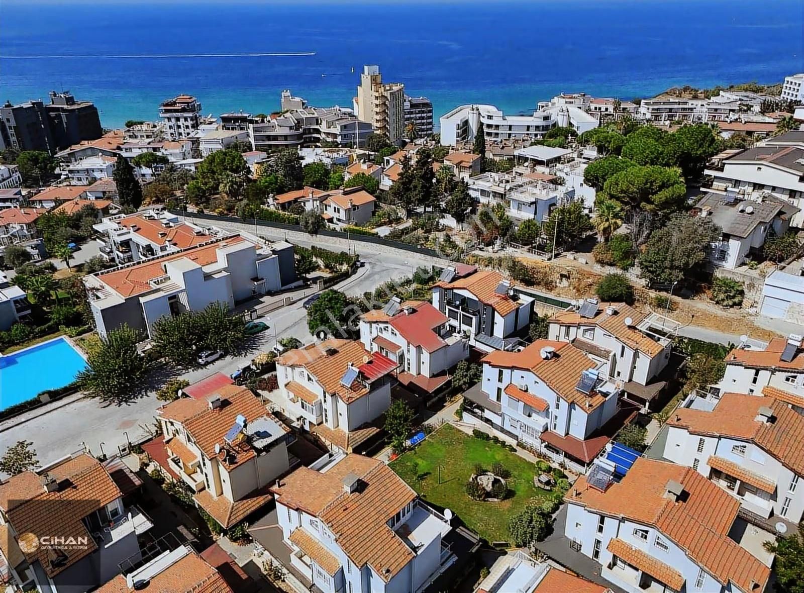 Kuşadası'da Fırsat Kadınlar Denizi 5+1 Yazlık - Görsel 13